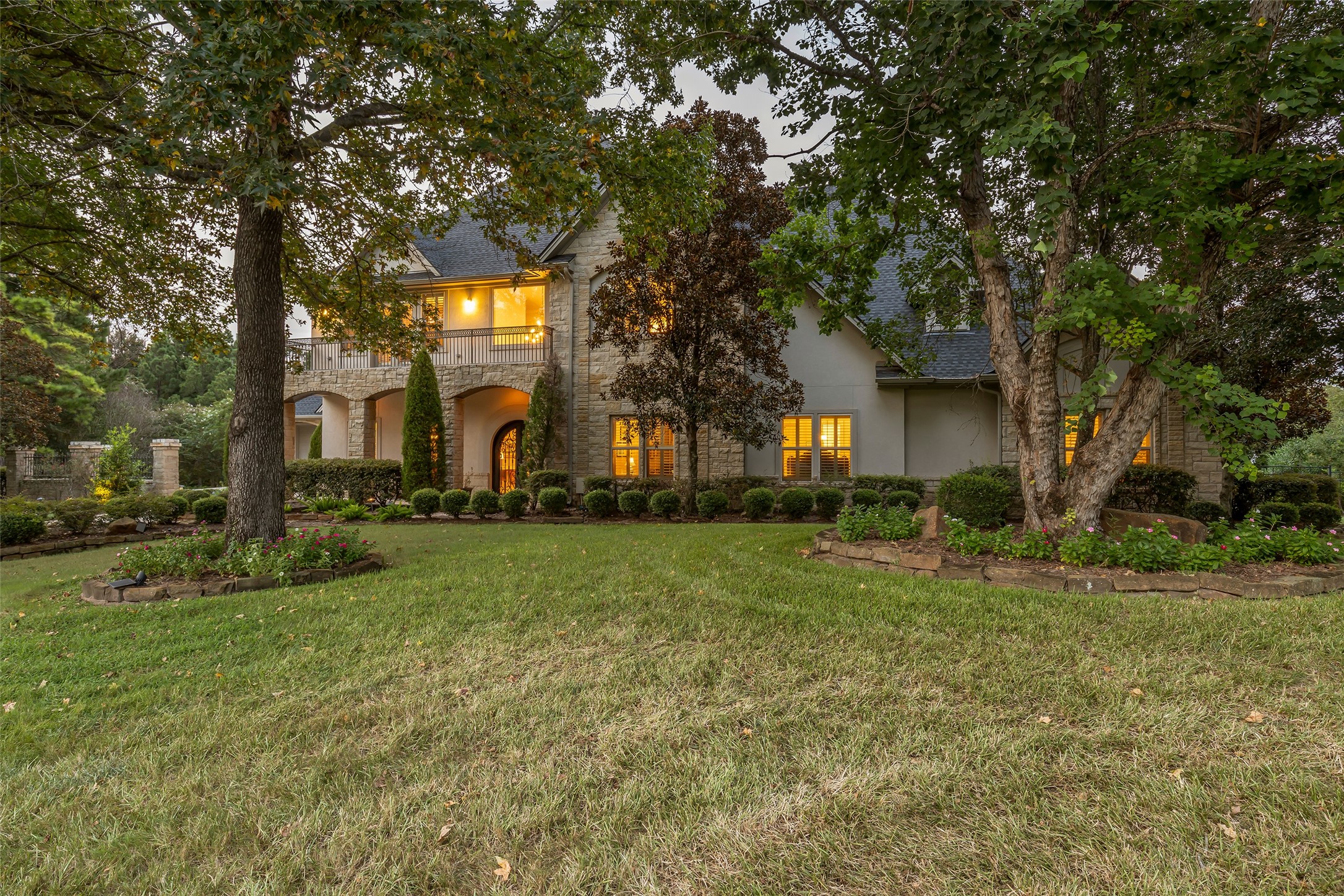 6702 Star Ledge Court Property Photo 3