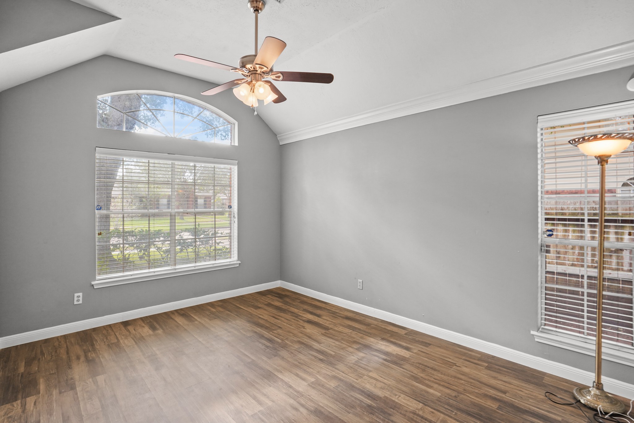 6723 Flowermound Drive Property Photo 10