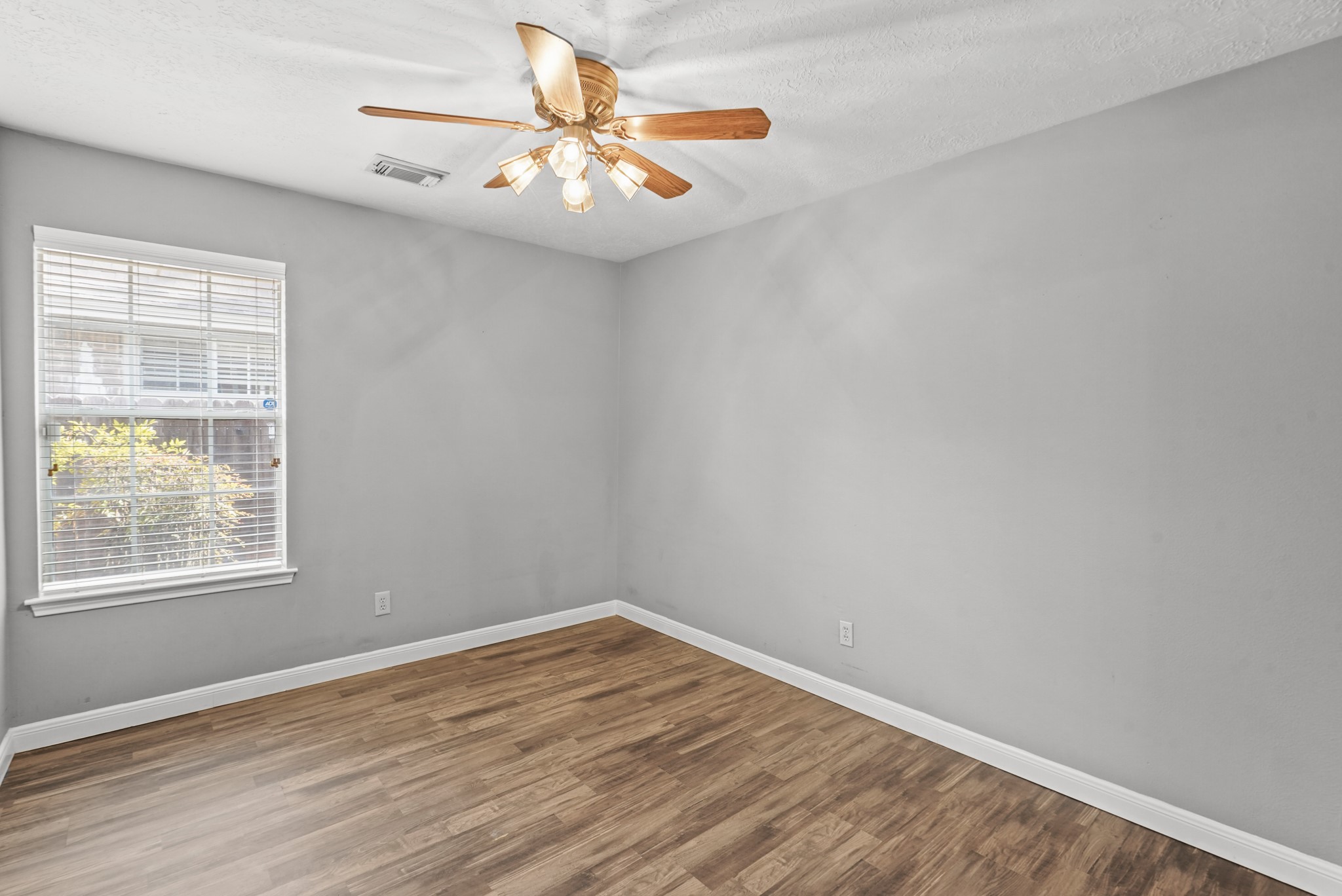 6723 Flowermound Drive Property Photo 18