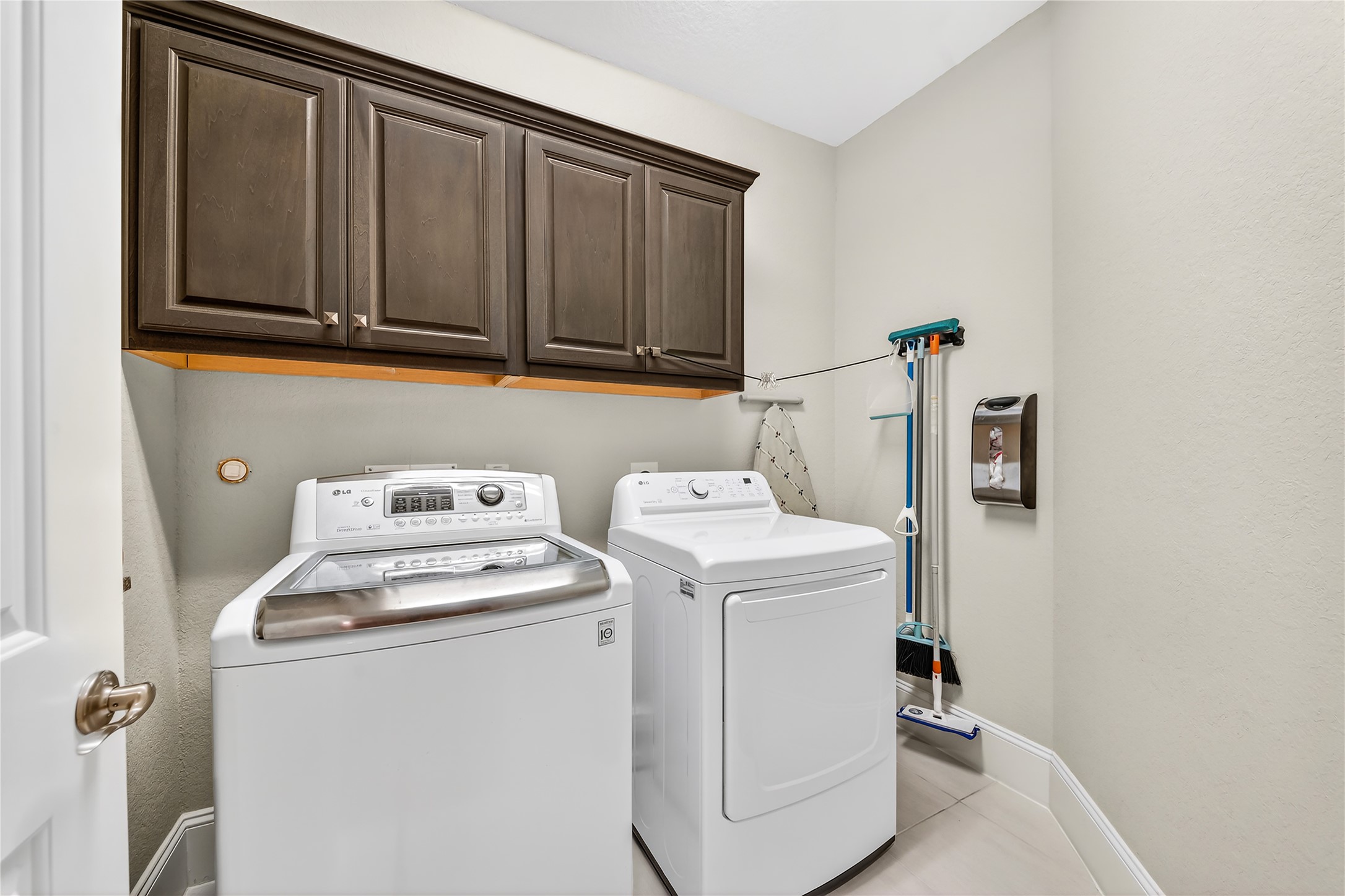 5727 Brancott Way Property Photo 30
