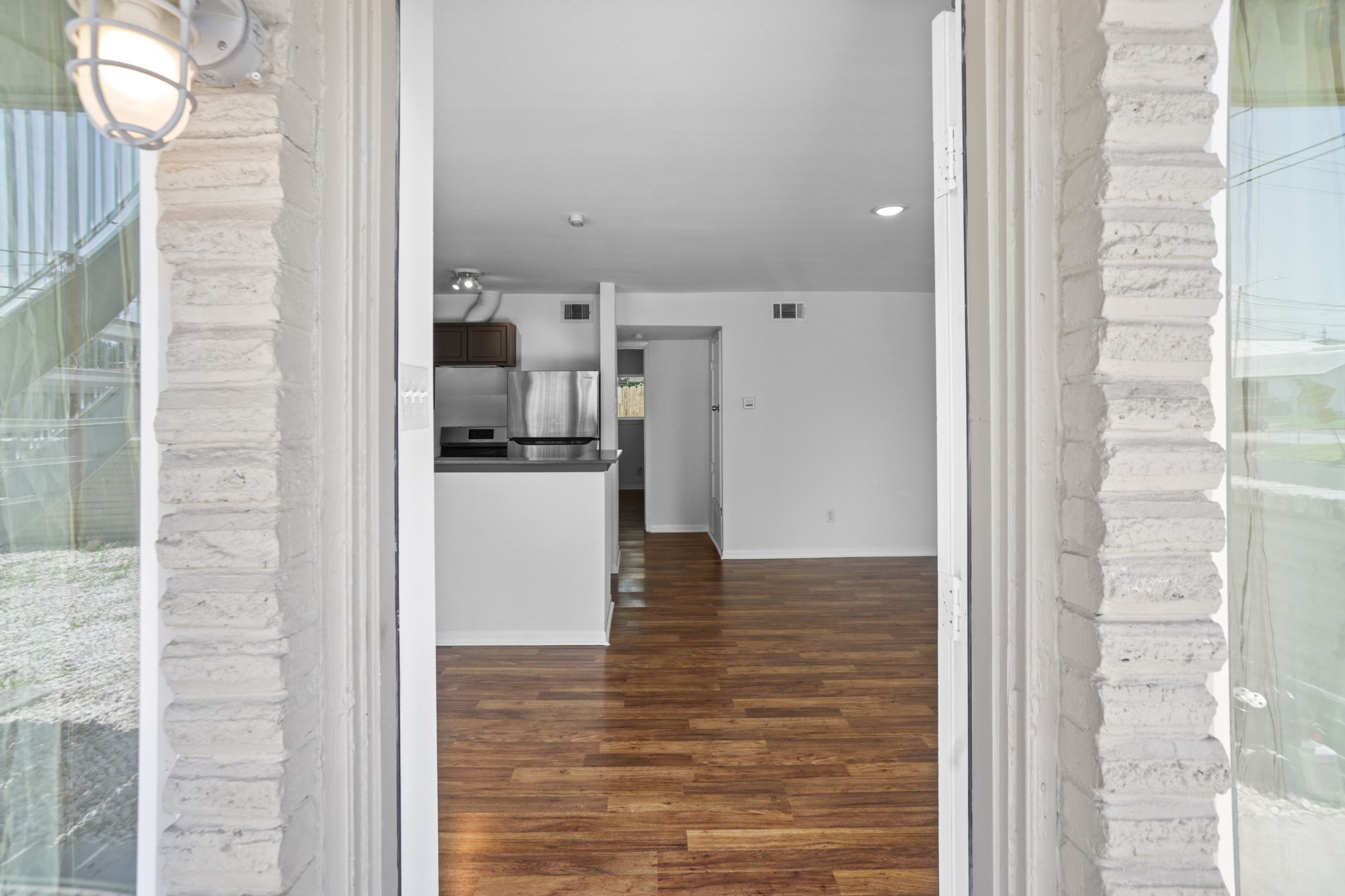1408 Hughes Street 11 Property Photo 3