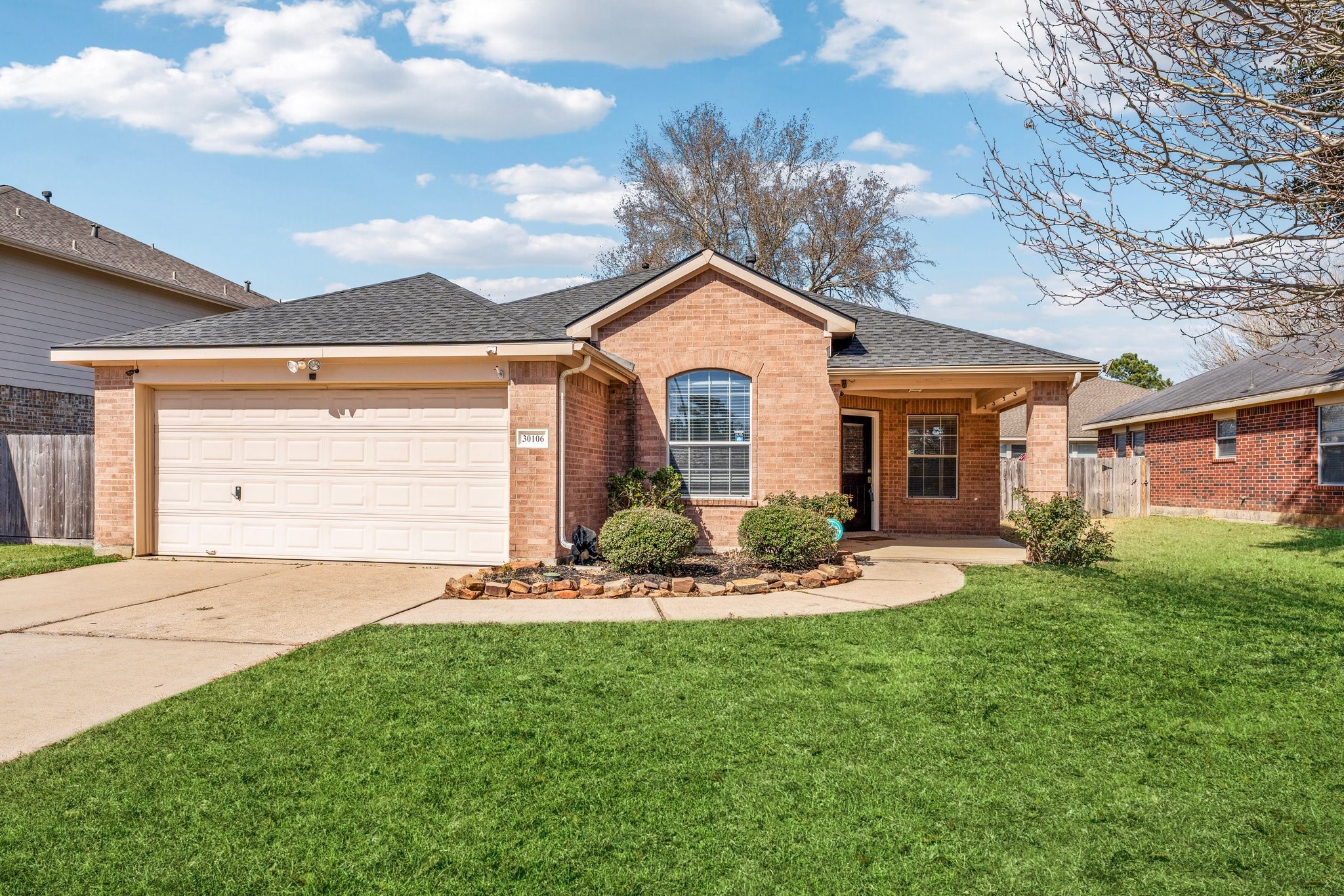 30106 Saw Oaks Drive Property Photo