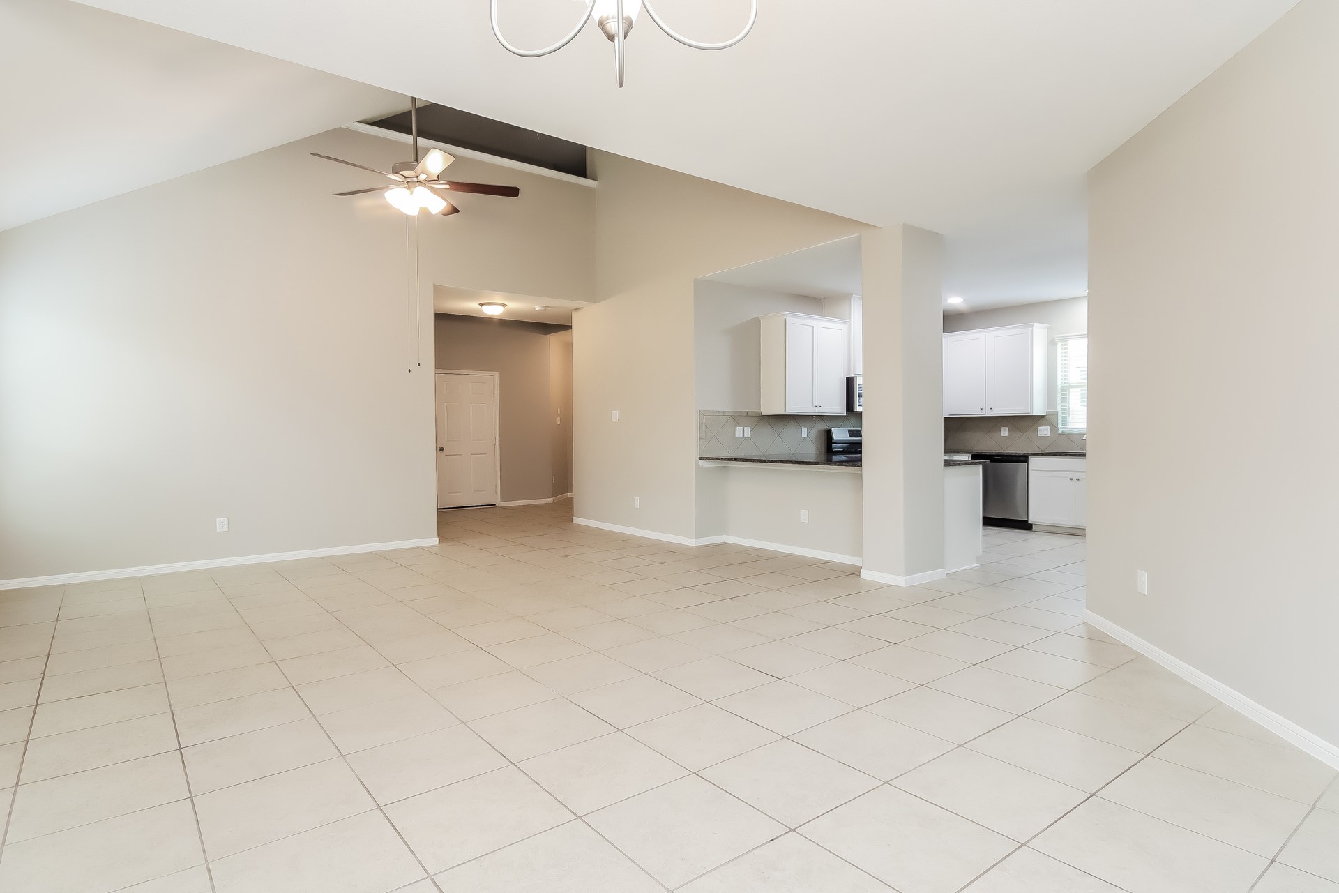 9207 Penfield Drive Property Photo 4