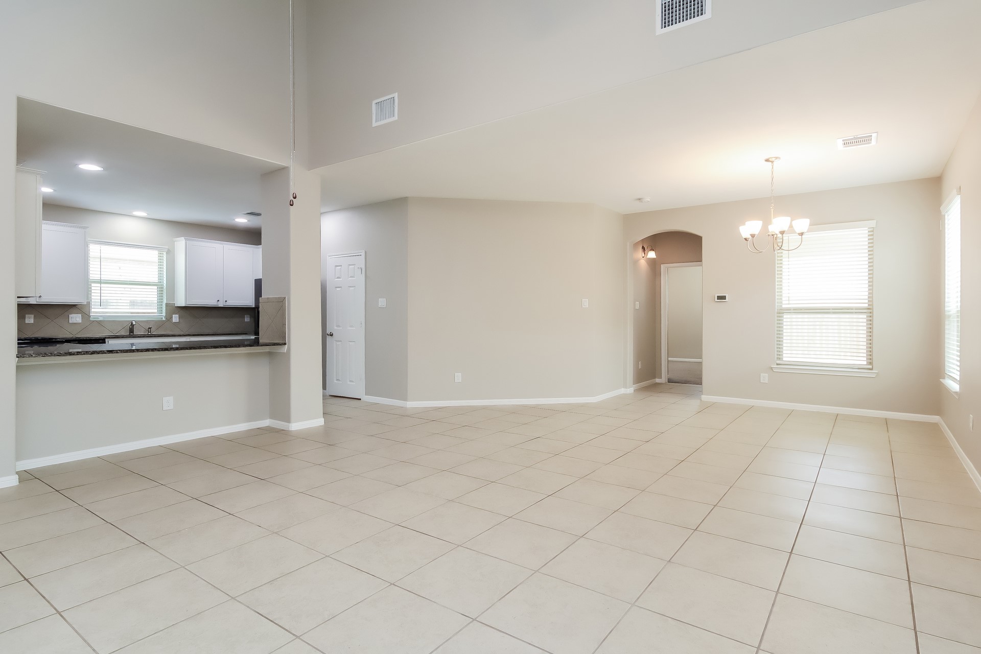 9207 Penfield Drive Property Photo 5