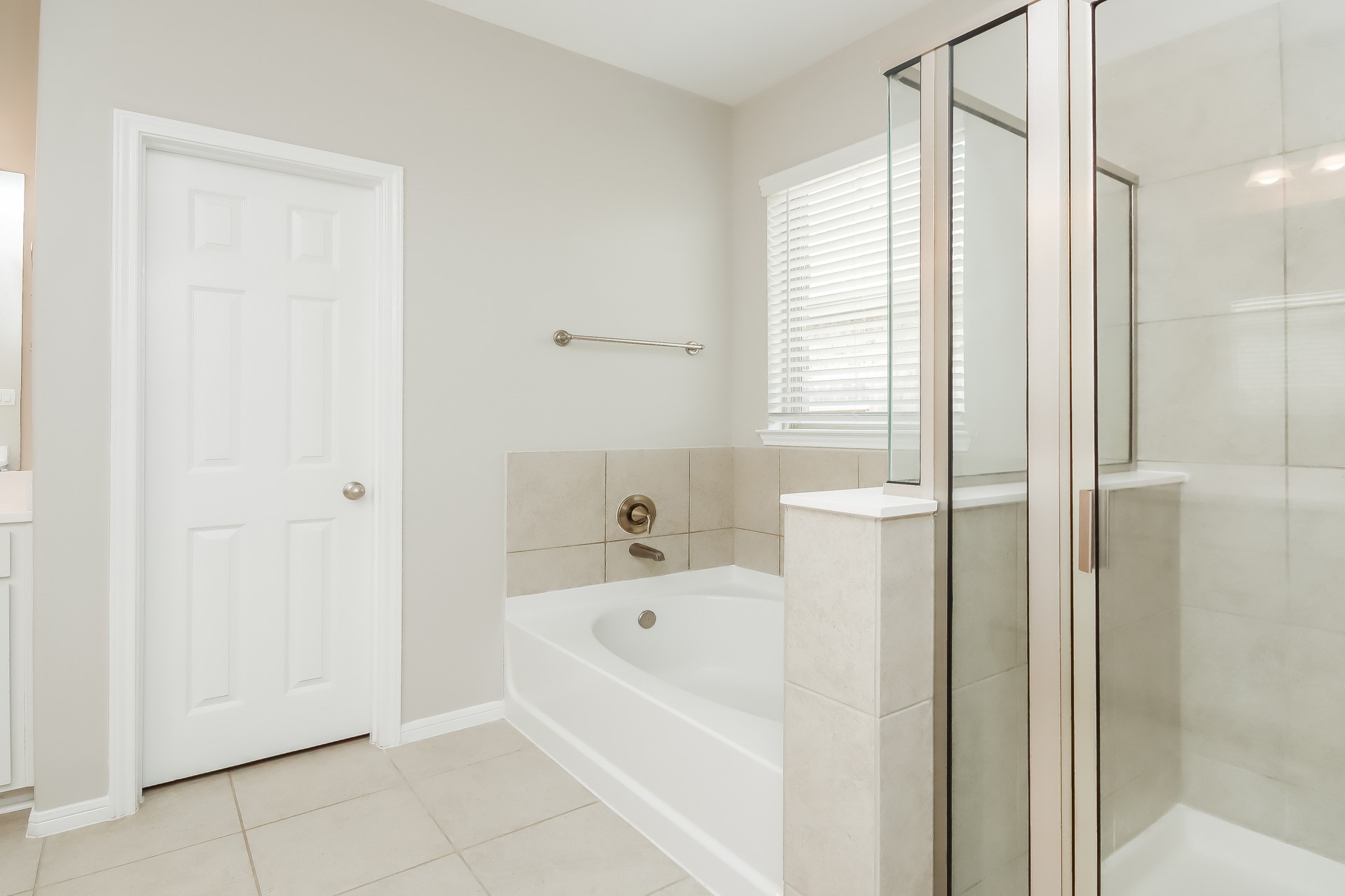 9207 Penfield Drive Property Photo 12