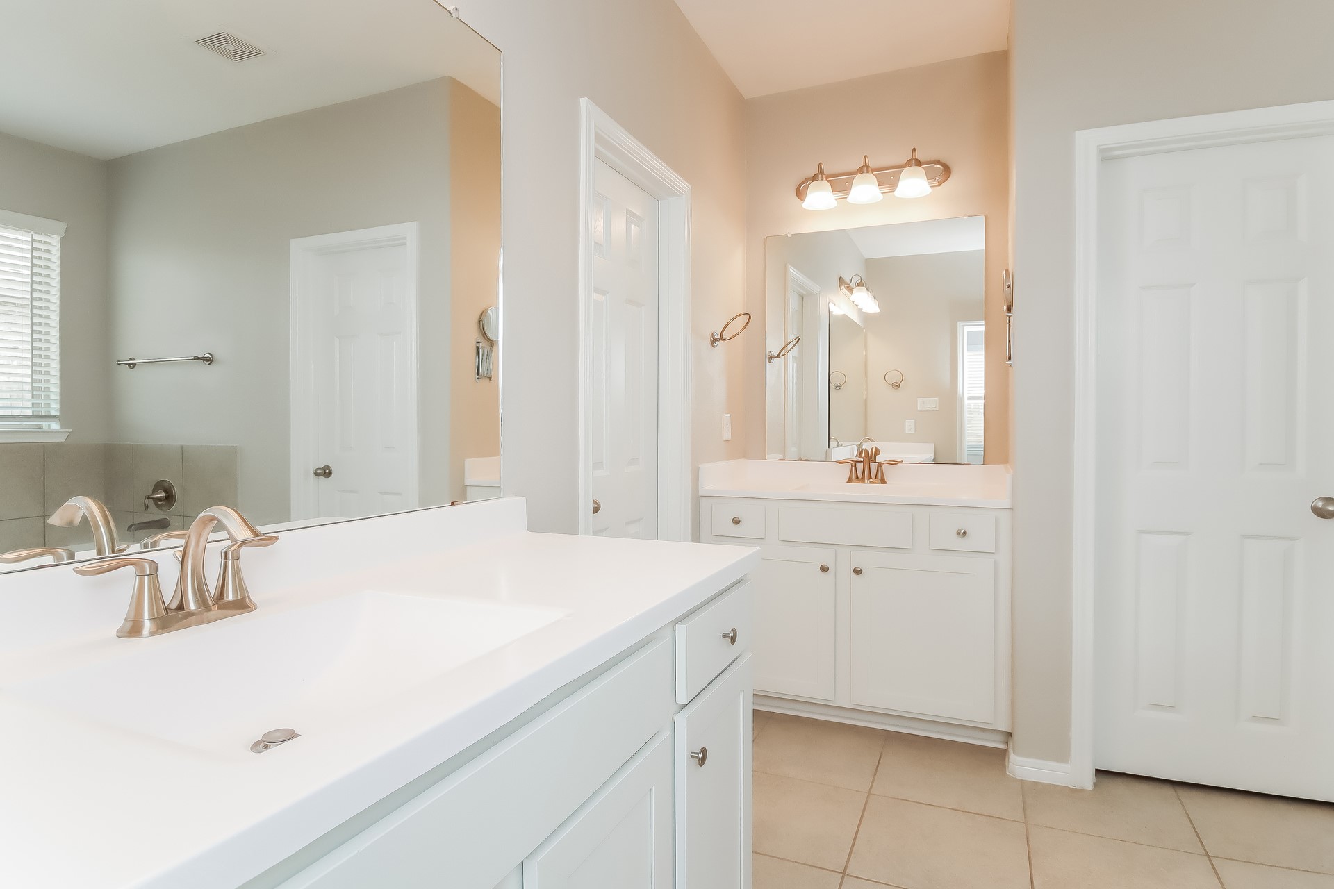 9207 Penfield Drive Property Photo 13