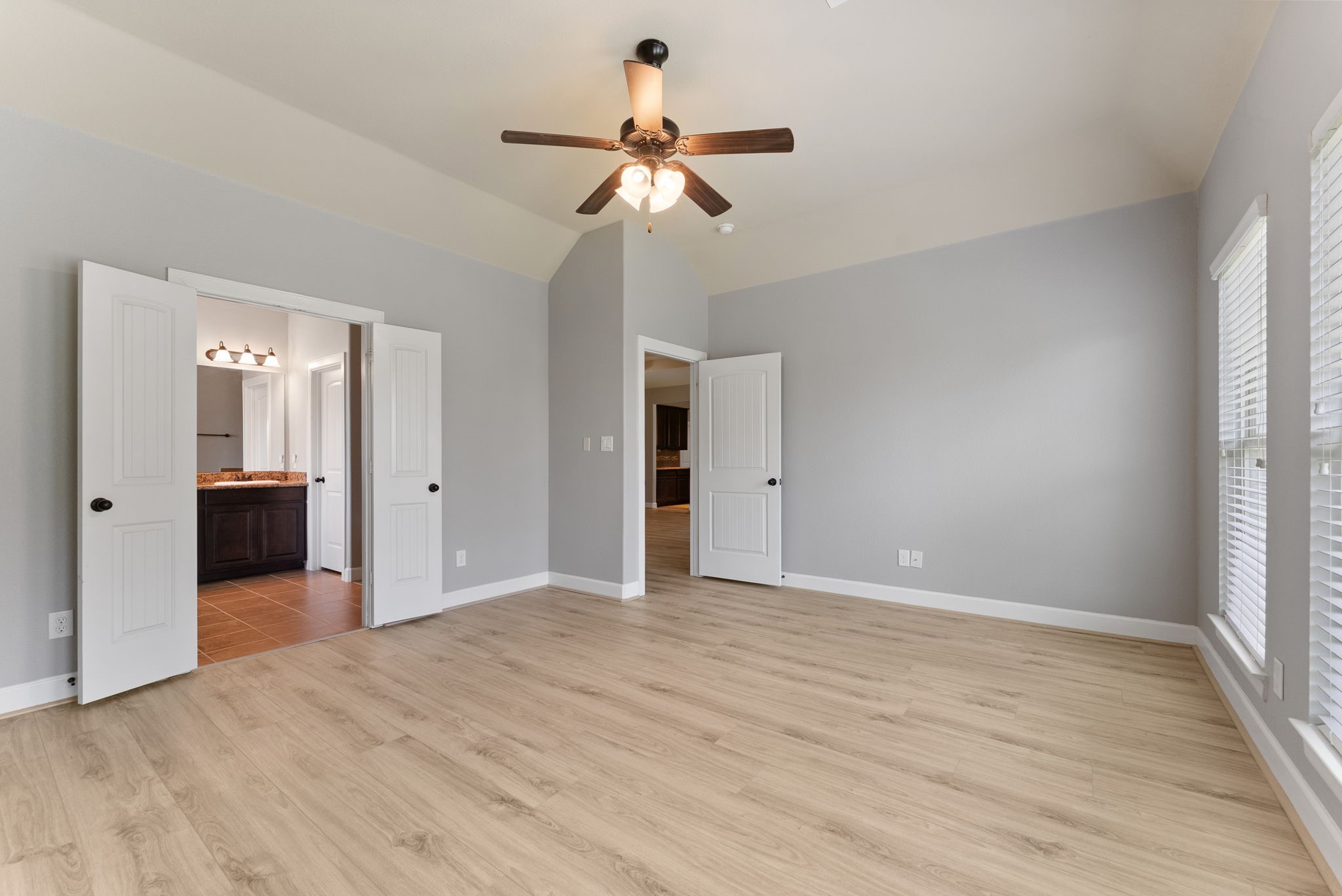 158 S Ridge Park Drive Property Photo 7