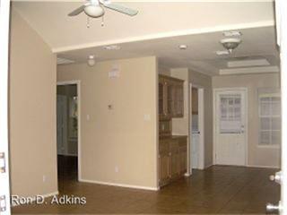 519 N Main Street Property Photo 4