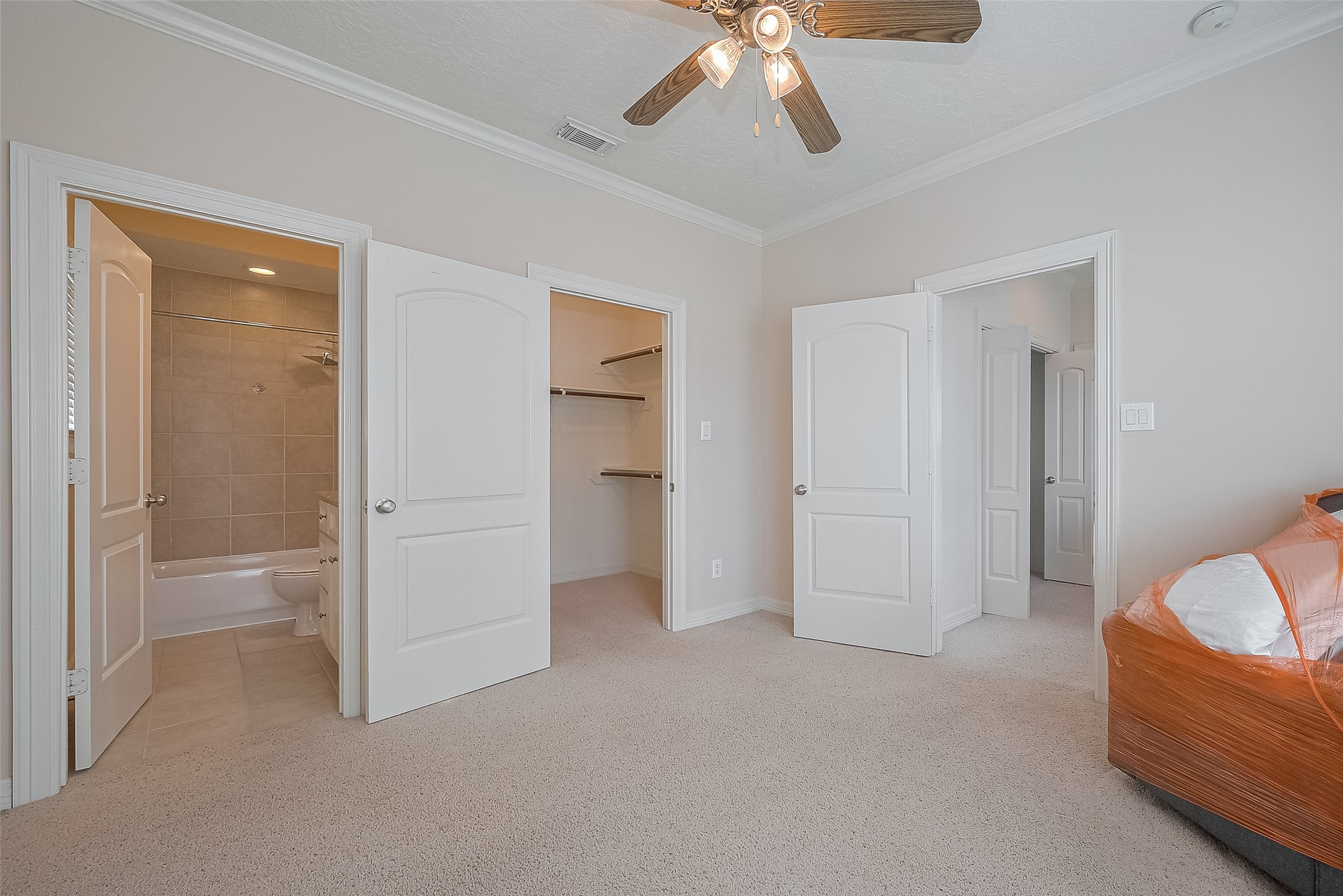 1419 Thompson Street Property Photo 30