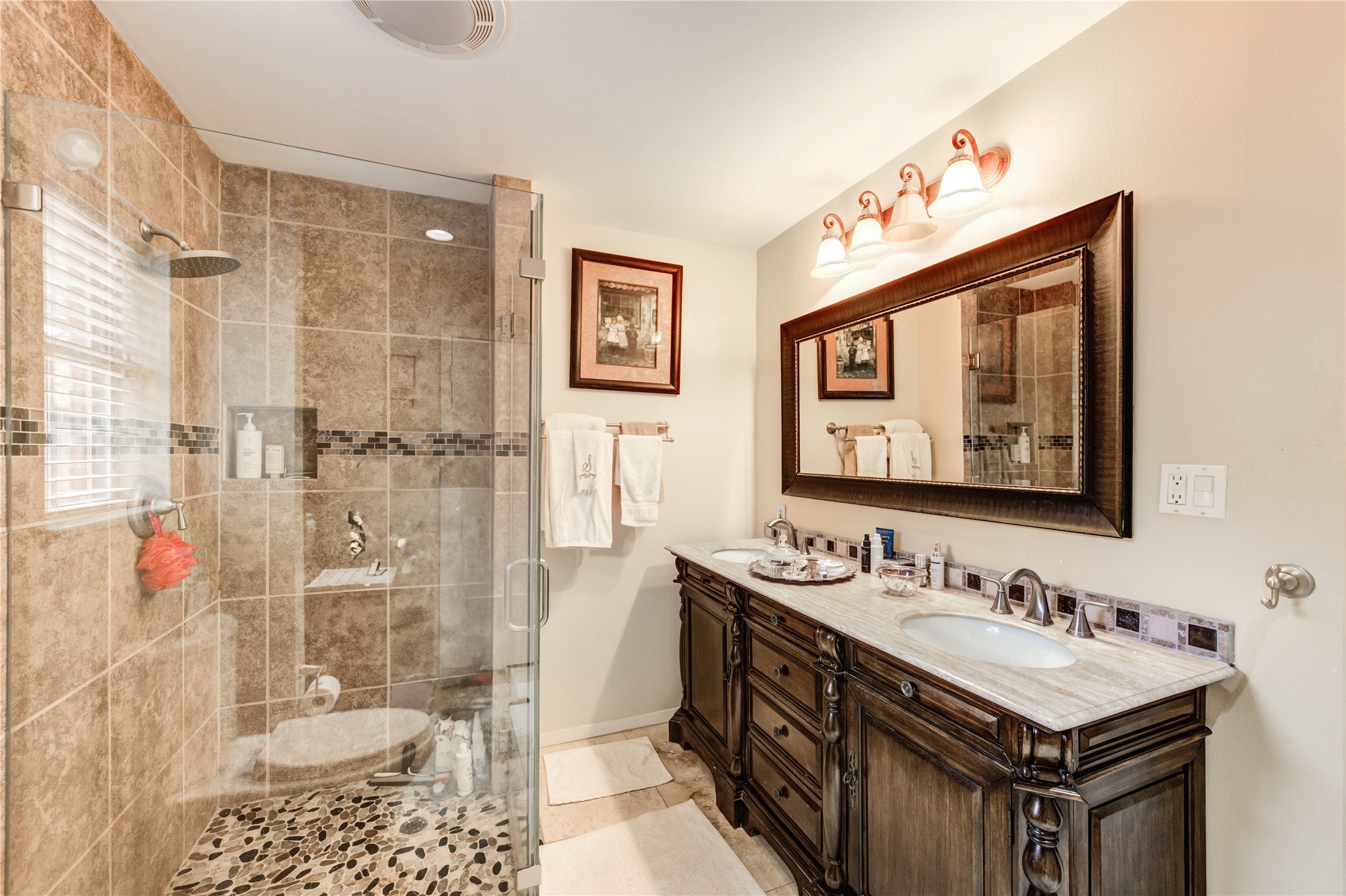 2602 Briarbrook Drive Property Photo 14