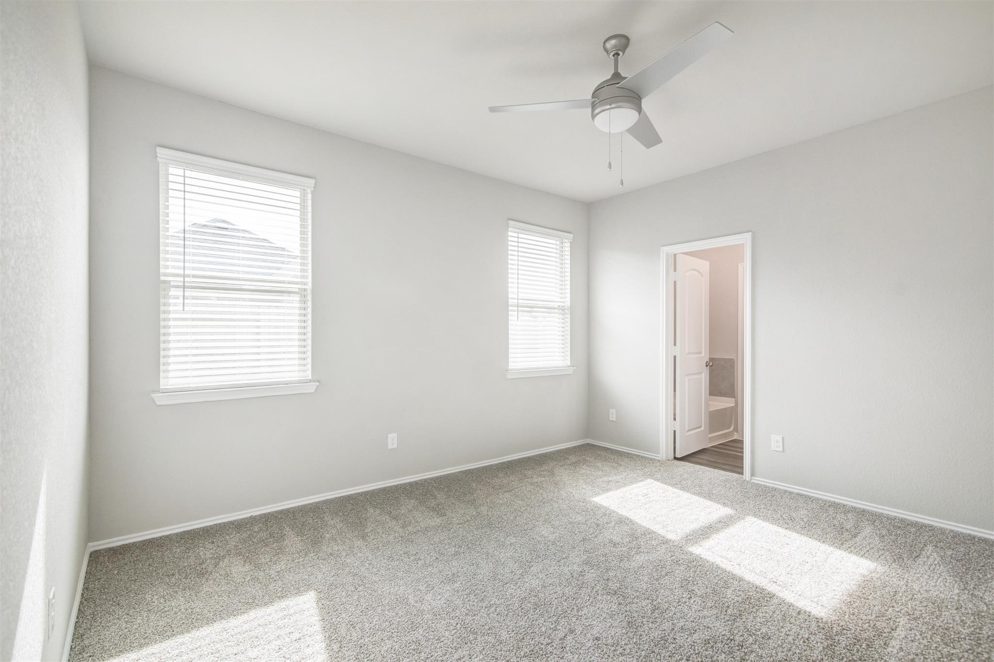 9304 Colonial Bent Court Property Photo 11