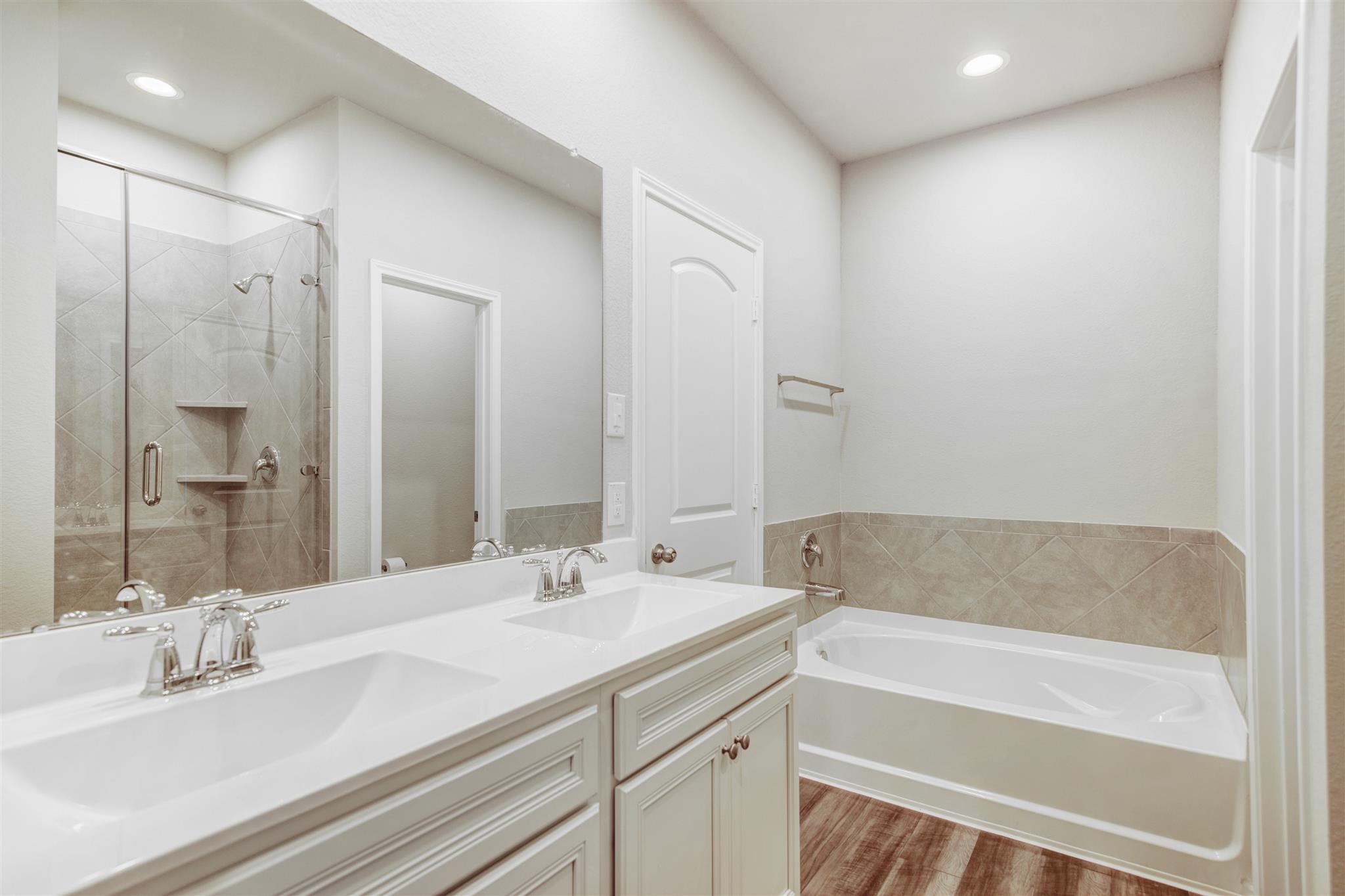 9304 Colonial Bent Court Property Photo 14