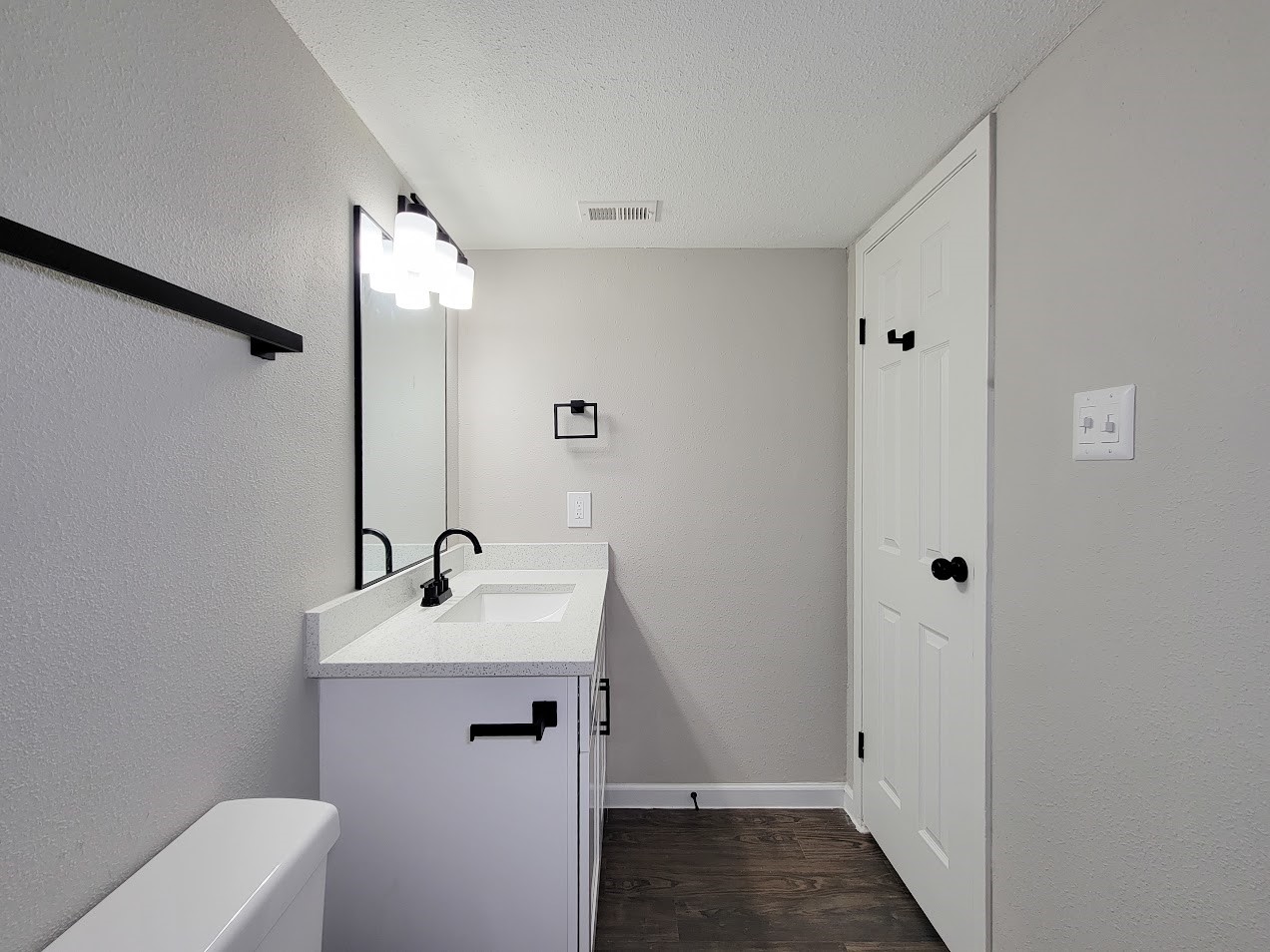 12335 Antoine Drive 1602 Property Photo 25