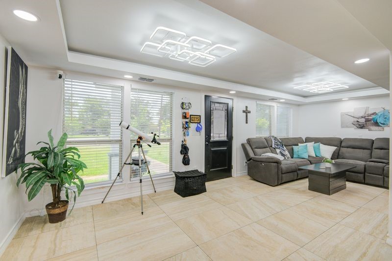 1256 2nd Street Property Photo 6