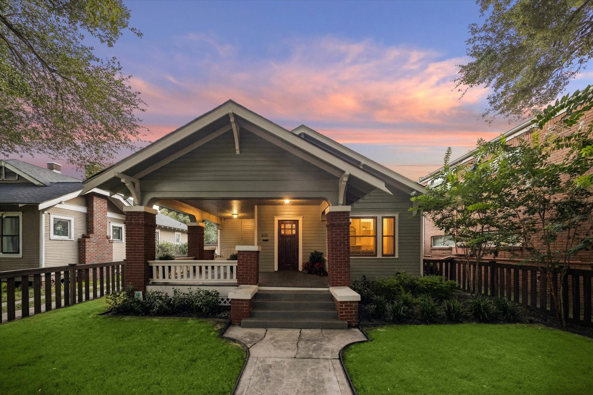1635 Harvard Street Property Photo 1