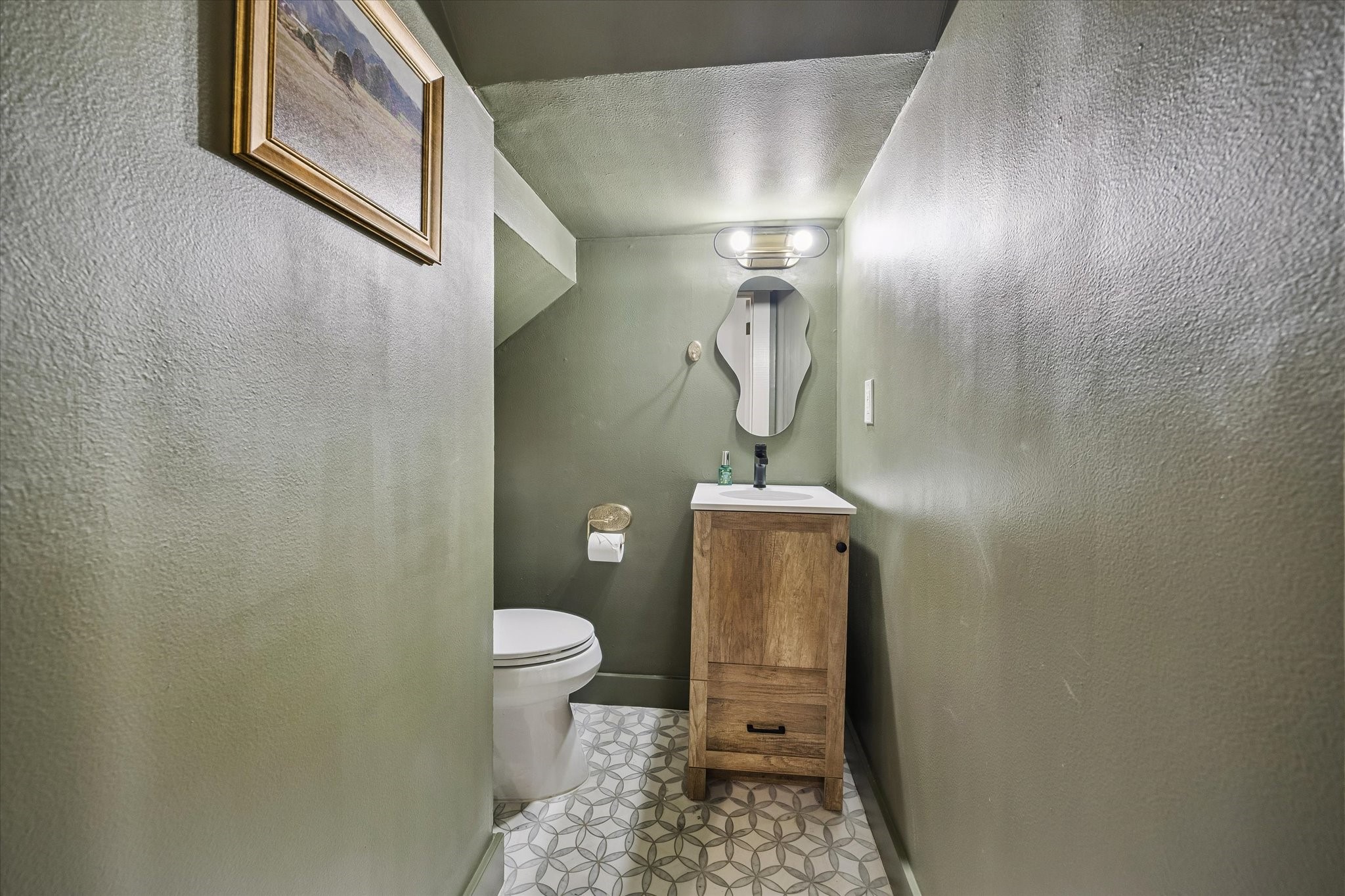 1635 Harvard Street Property Photo 22