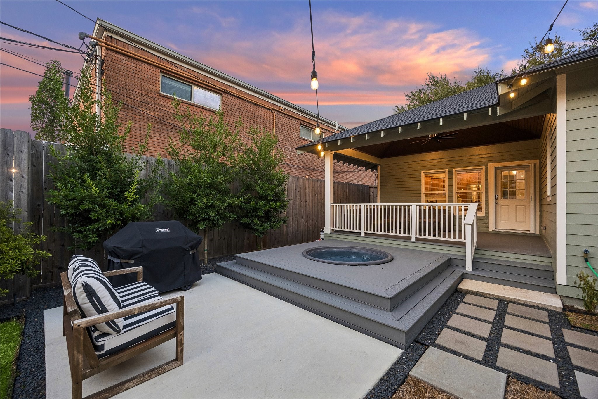 1635 Harvard Street Property Photo 26