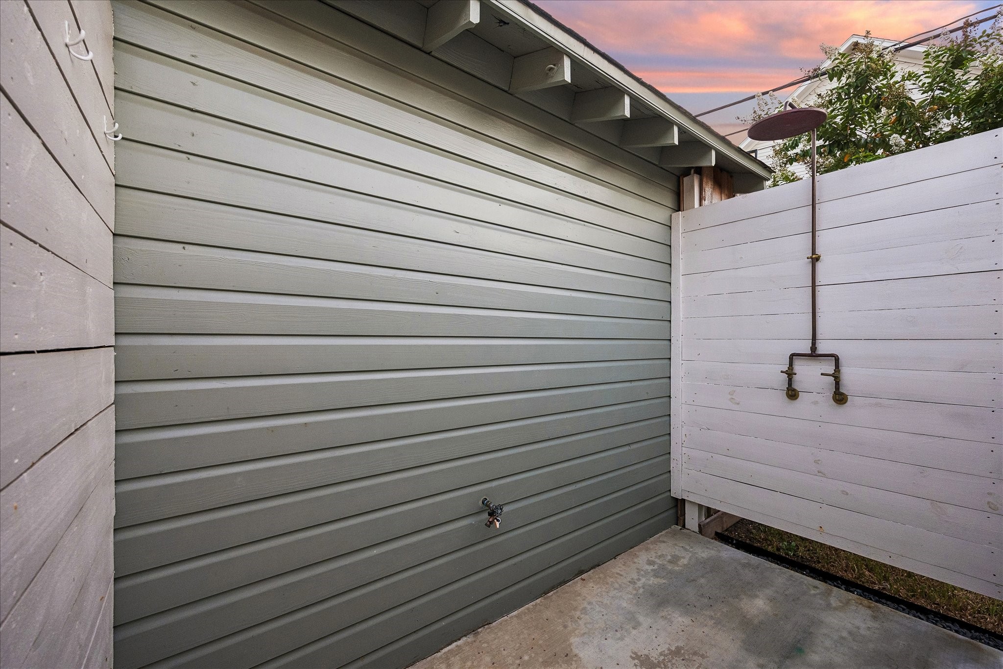 1635 Harvard Street Property Photo 27