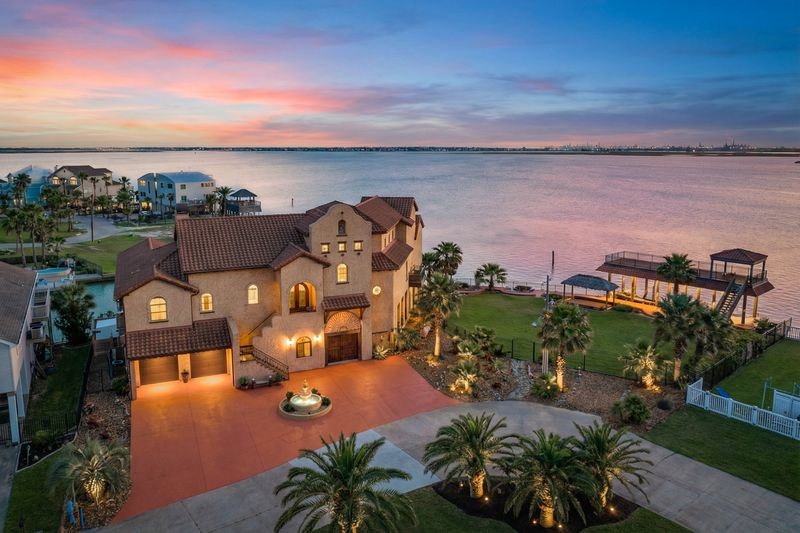 506 Sunset Circle Property Photo
