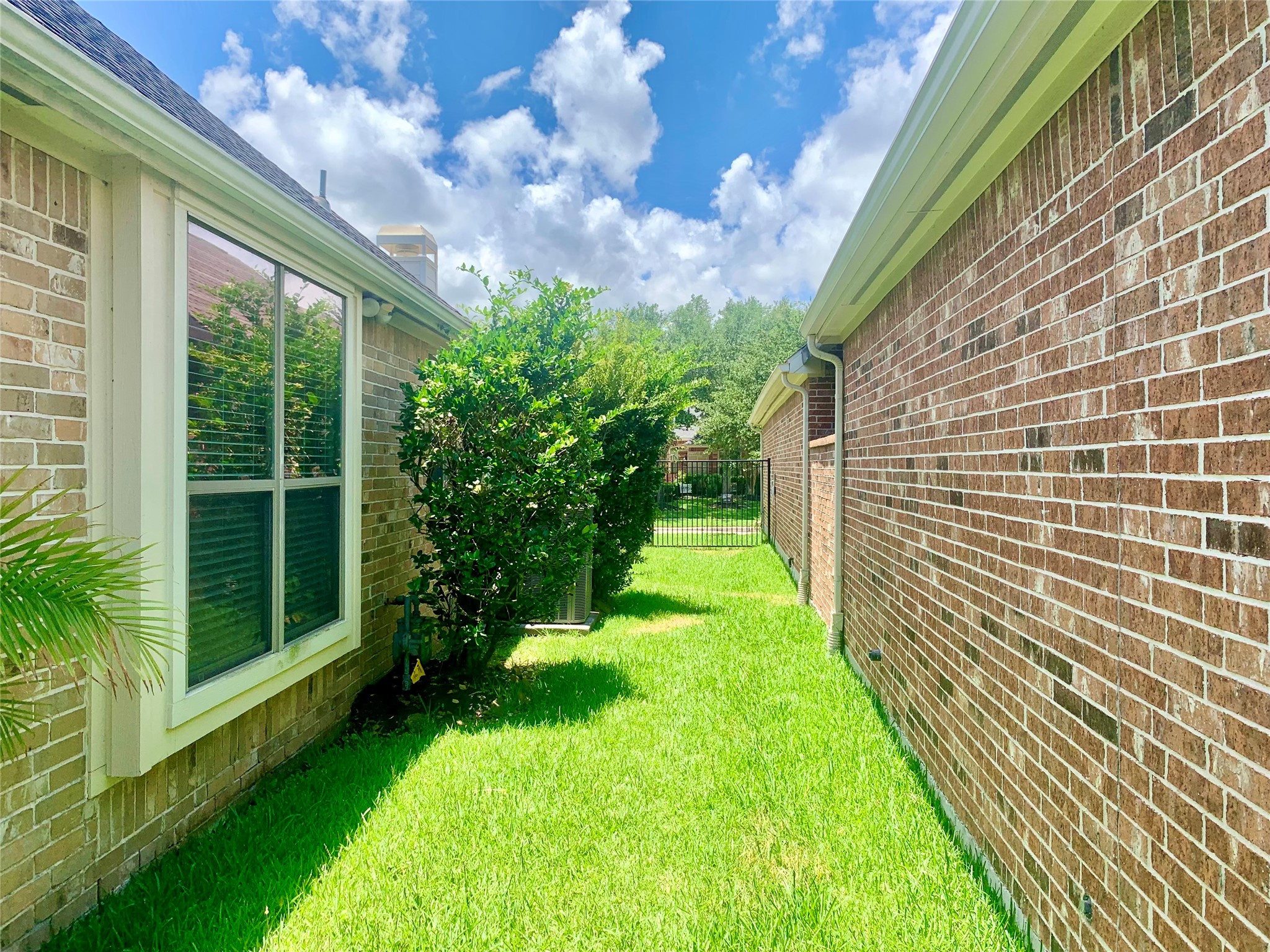 14834 Ashford Springs Lane Property Photo 32