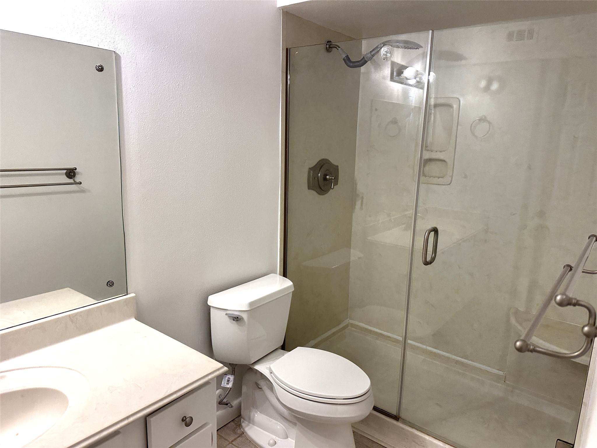 359 N Post Oak Lane 220 Property Photo 16