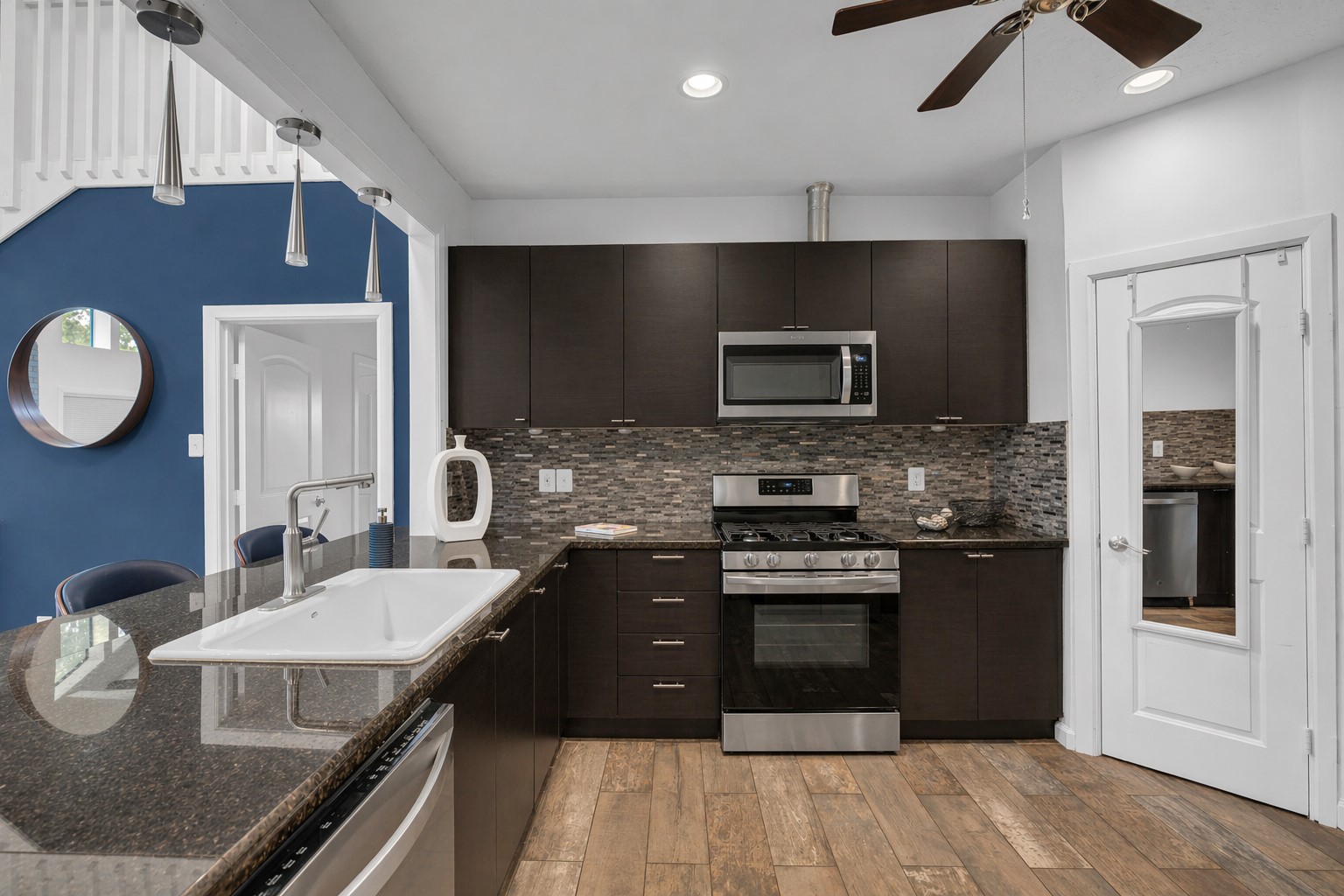 12800 Briar Forest Drive 70 Property Photo 5