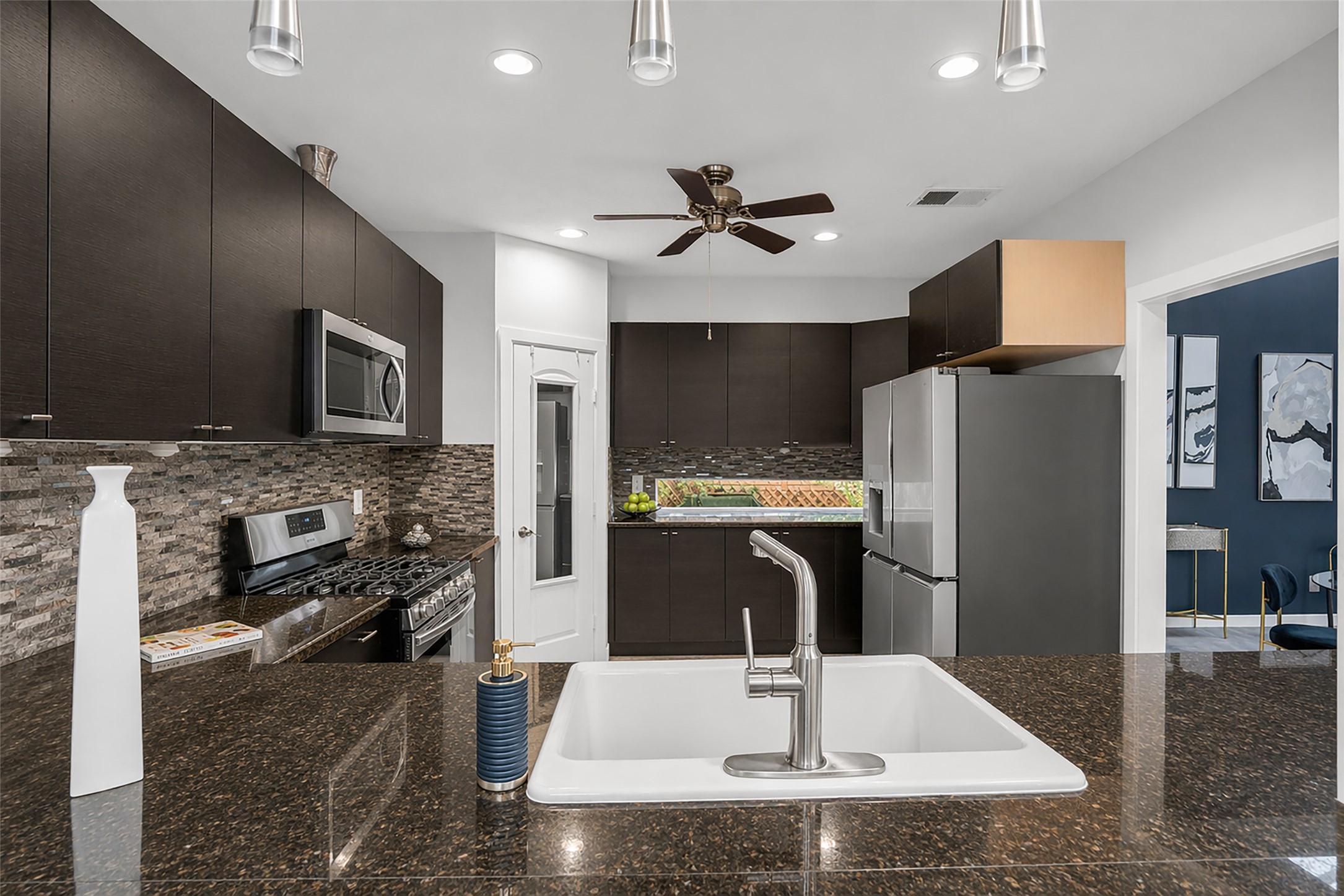 12800 Briar Forest Drive 70 Property Photo 16