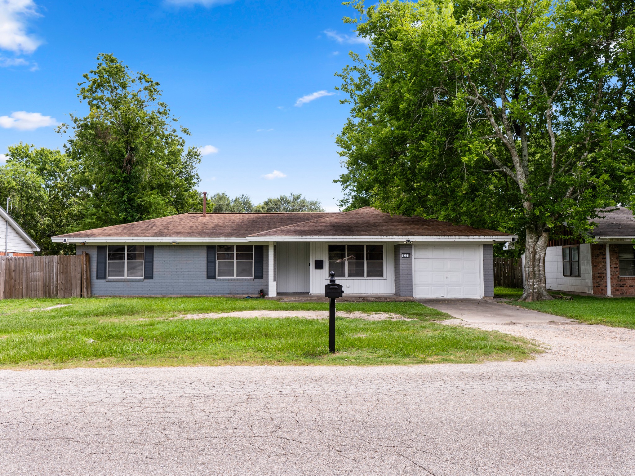 3204 3rd Street Property Photo 1