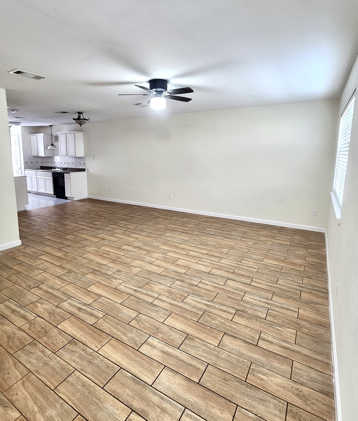 11899 Algonquin Drive 5 Property Photo 2