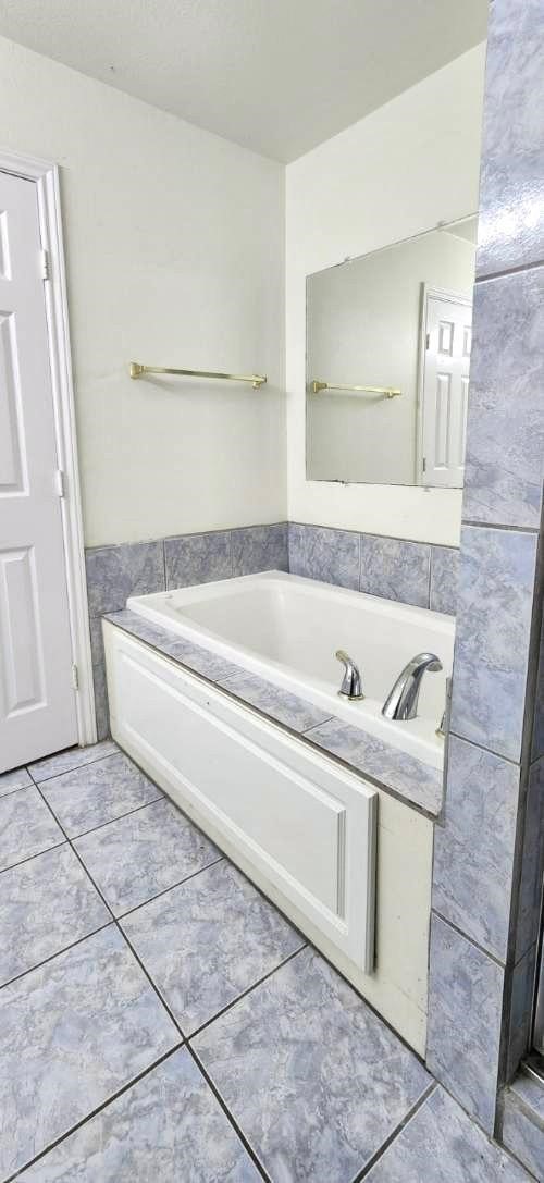 11899 Algonquin Drive 5 Property Photo 8