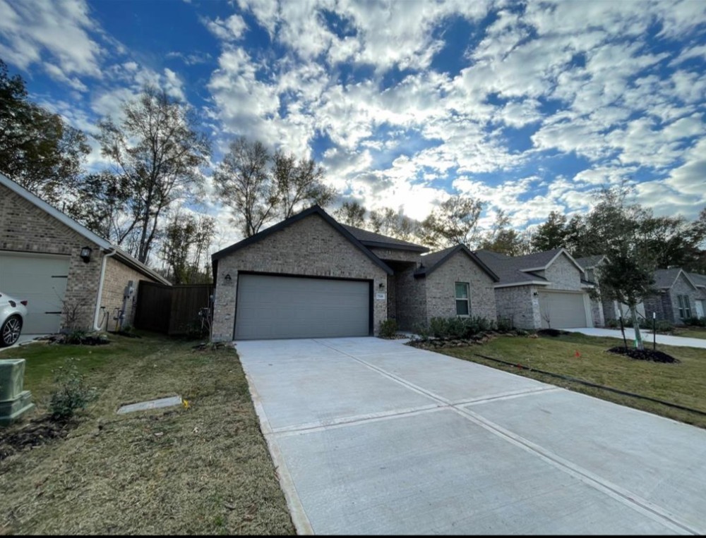 7518 Angels Landing Ln Property Photo 1