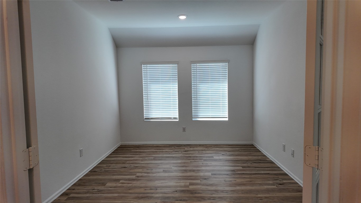 7518 Angels Landing Ln Property Photo 11