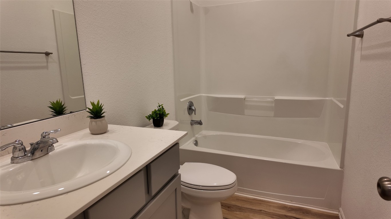 7518 Angels Landing Ln Property Photo 14