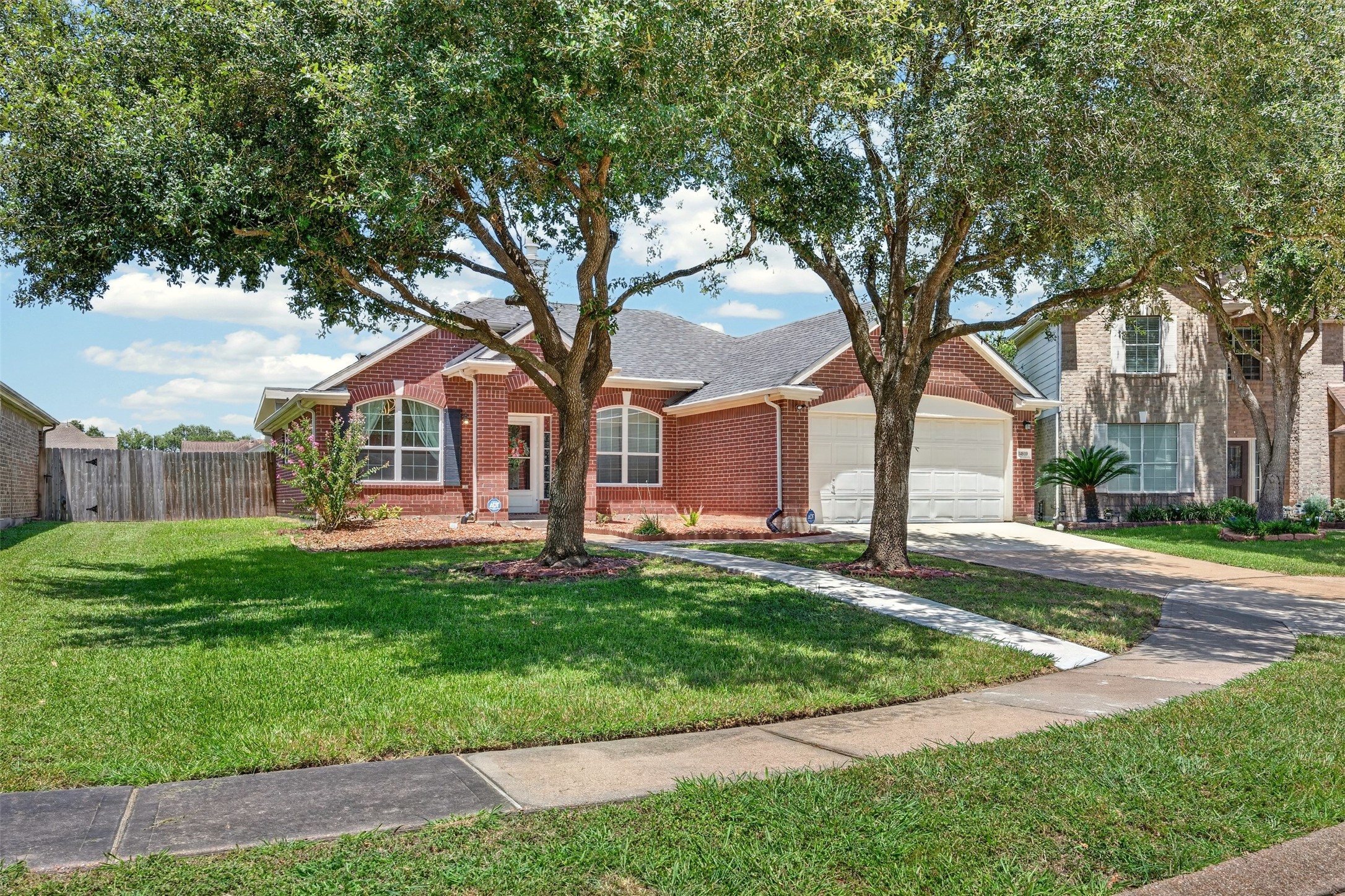 14810 Stocklin Court Property Photo 4