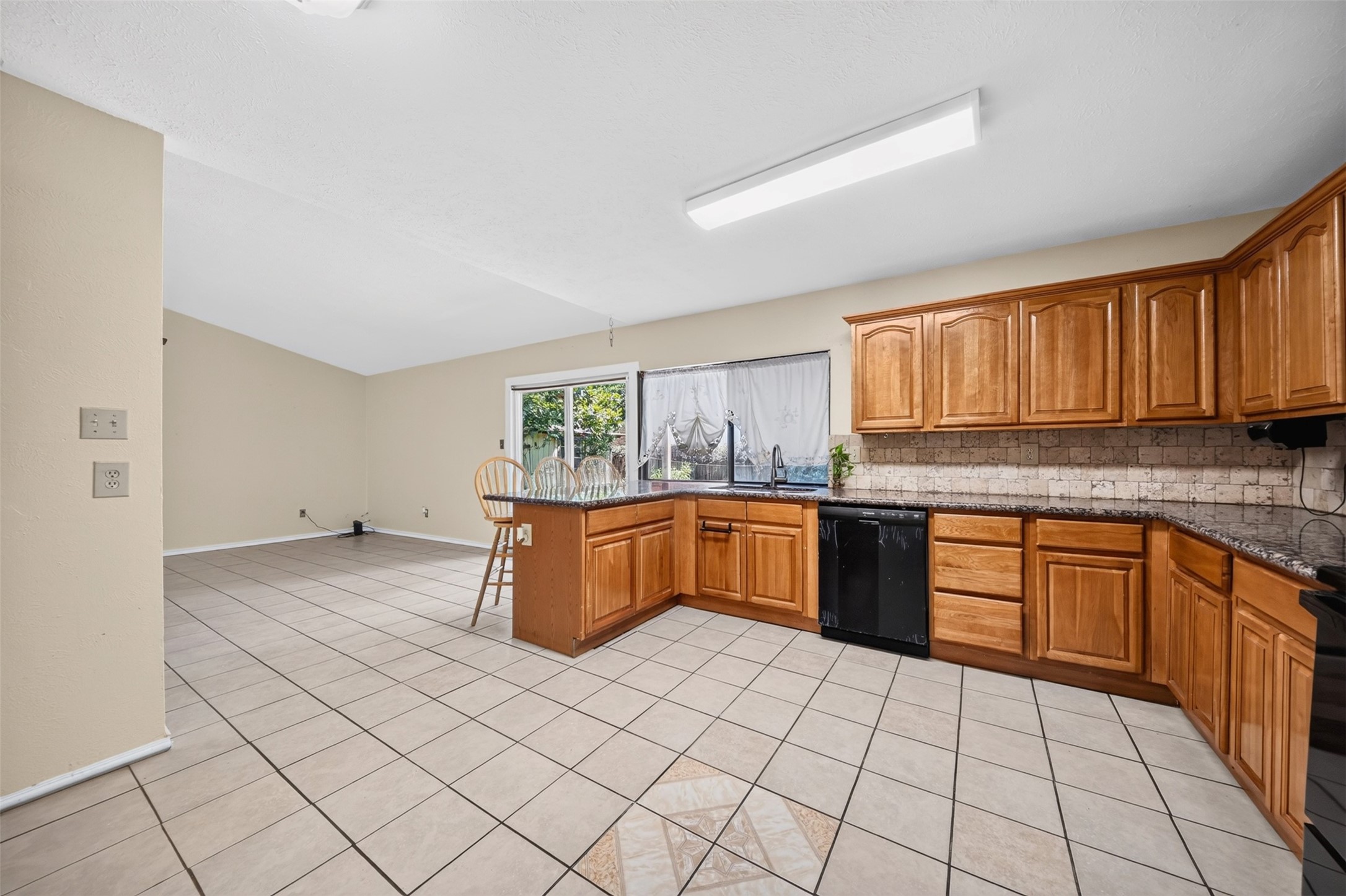 22702 Melham Lane Property Photo 9