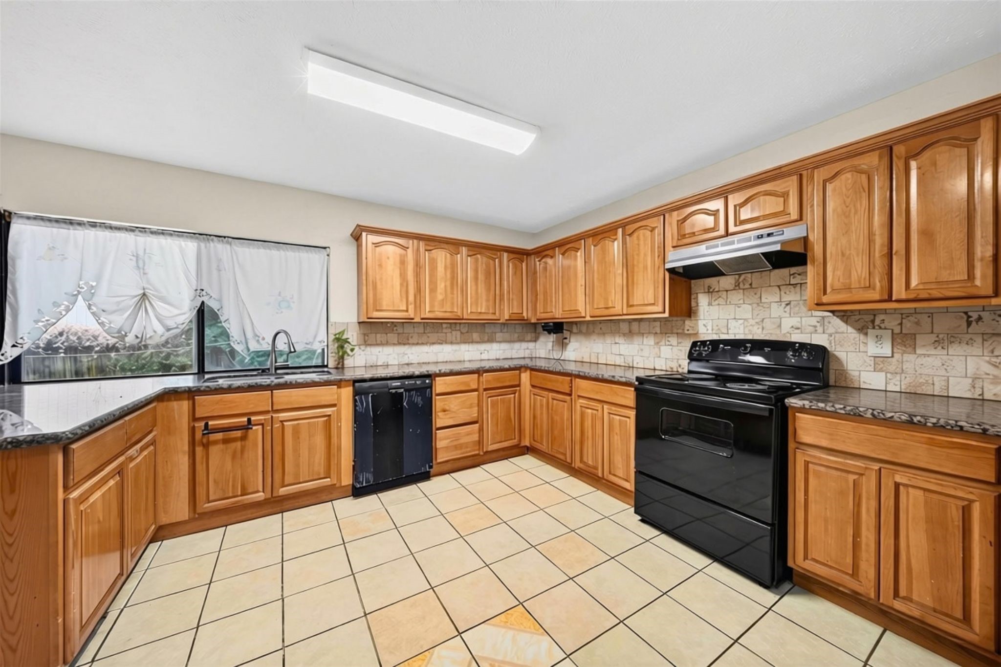 22702 Melham Lane Property Photo 10