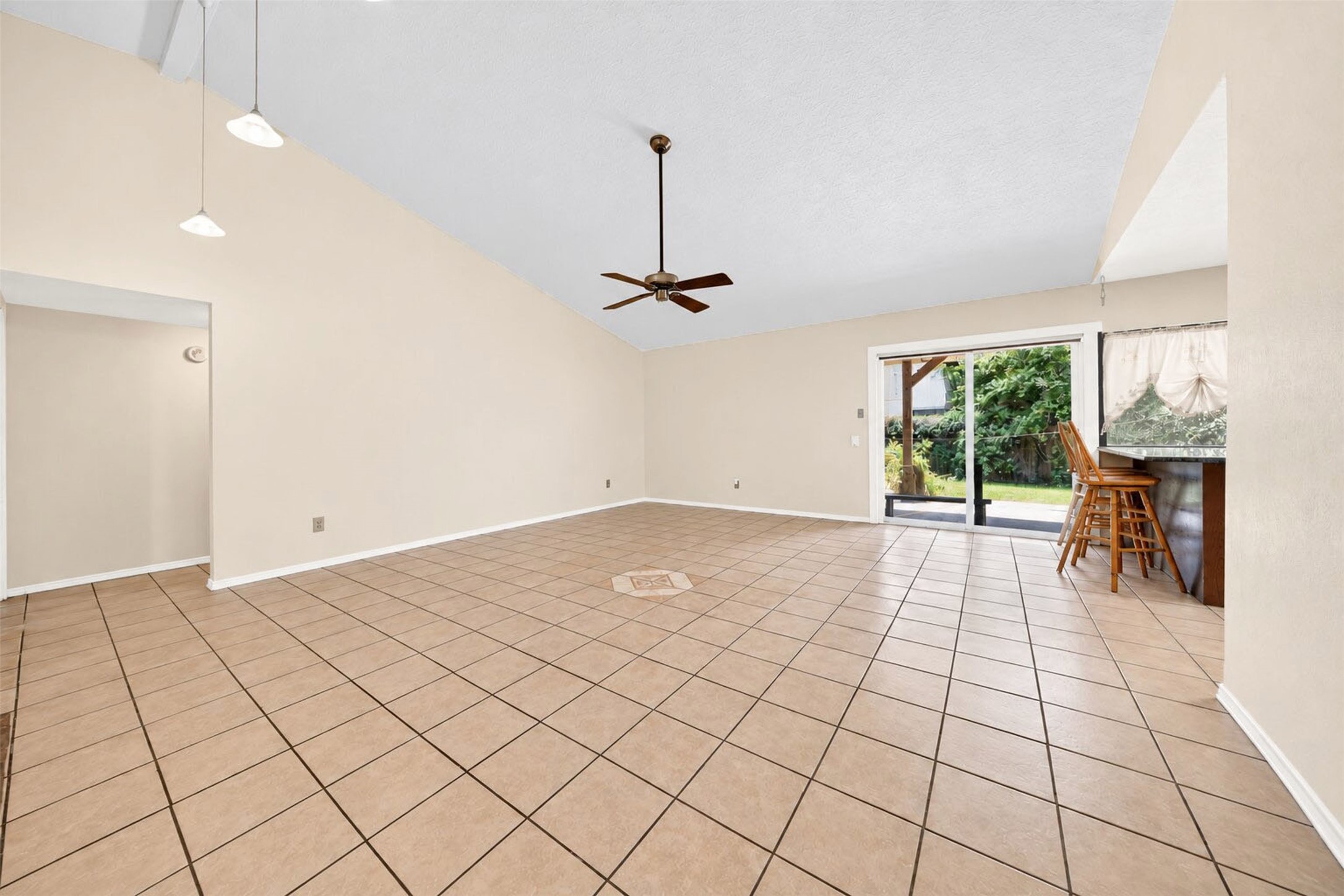 22702 Melham Lane Property Photo 13