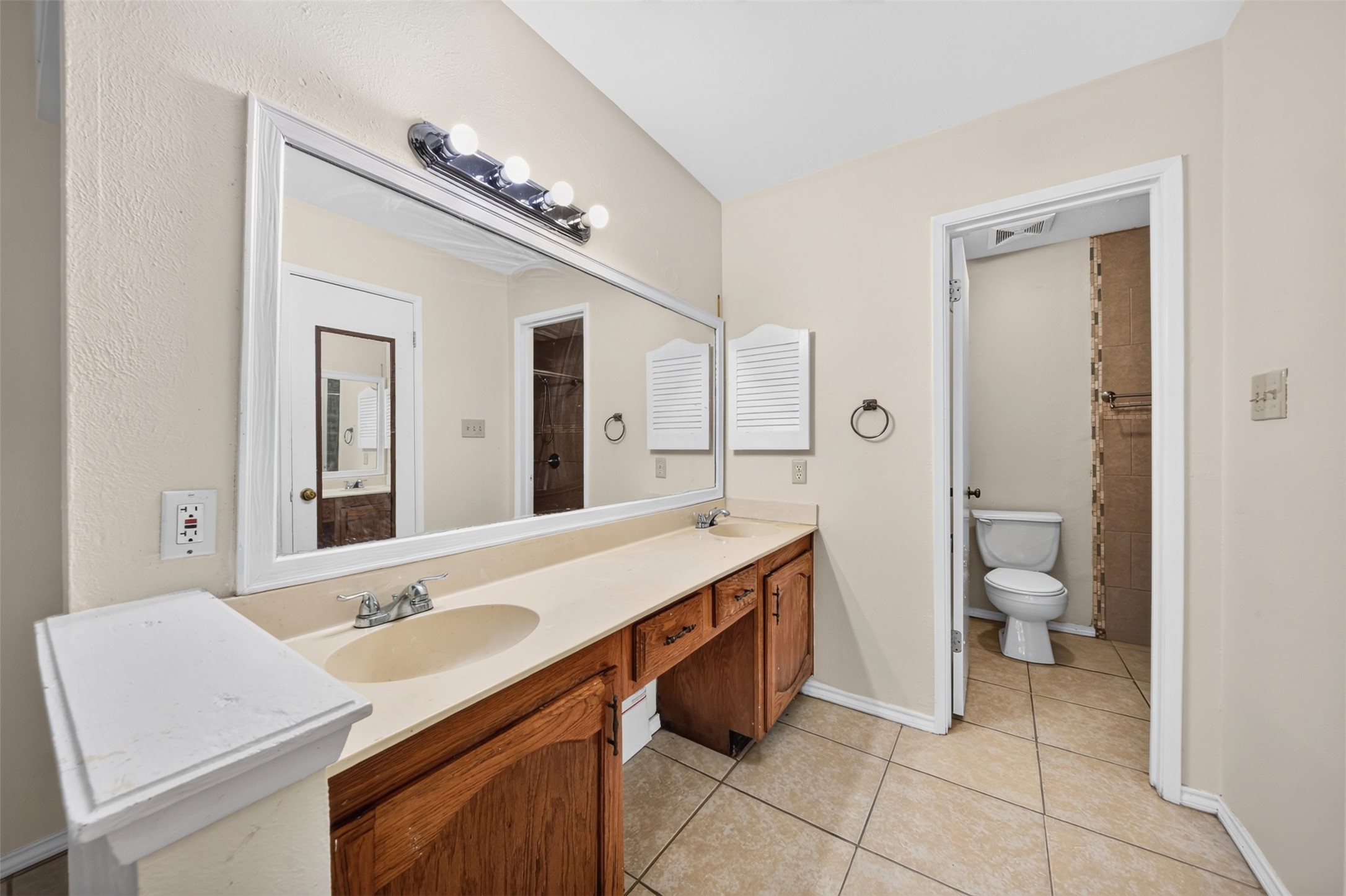 22702 Melham Lane Property Photo 27