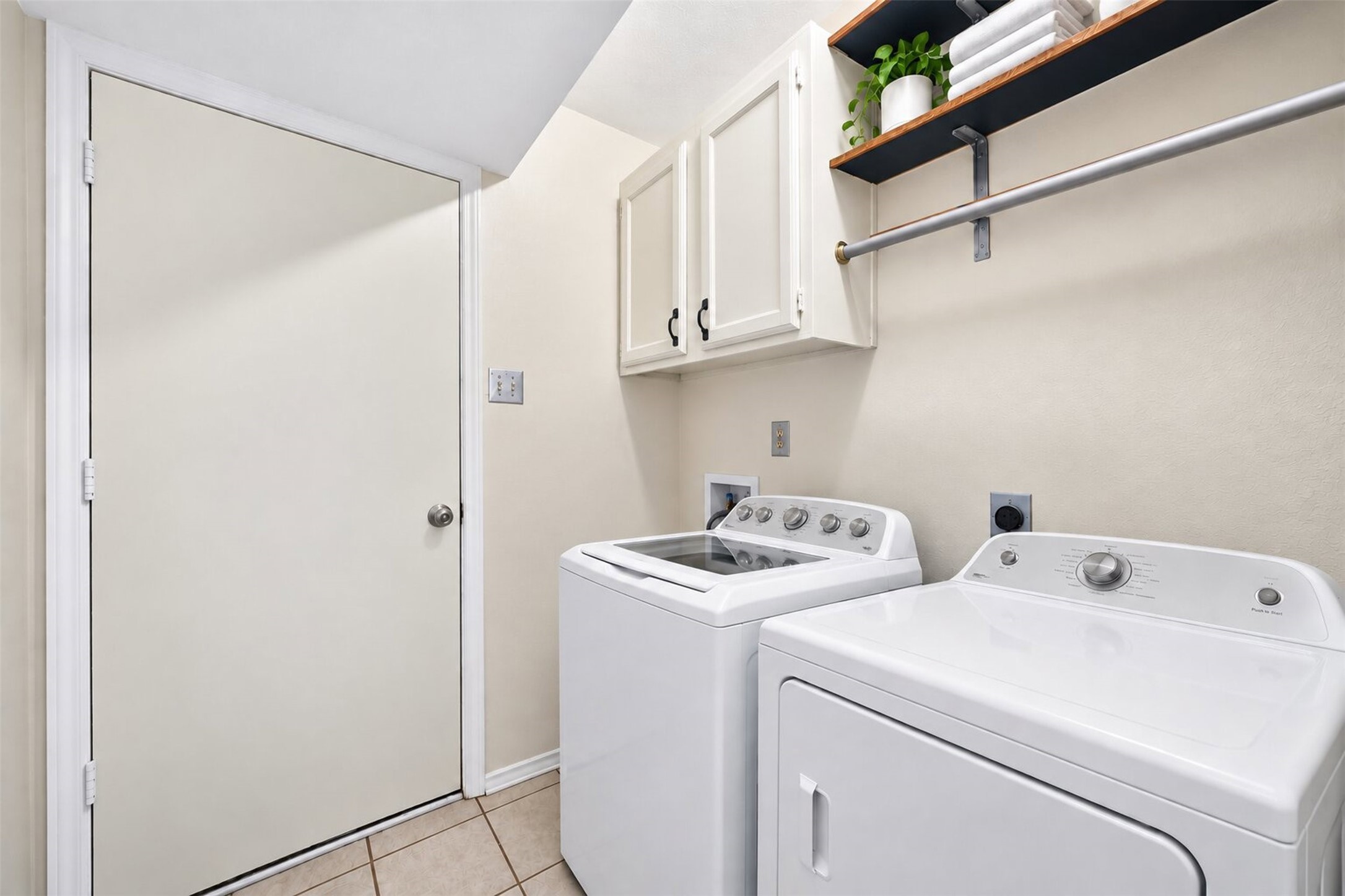 22702 Melham Lane Property Photo 32