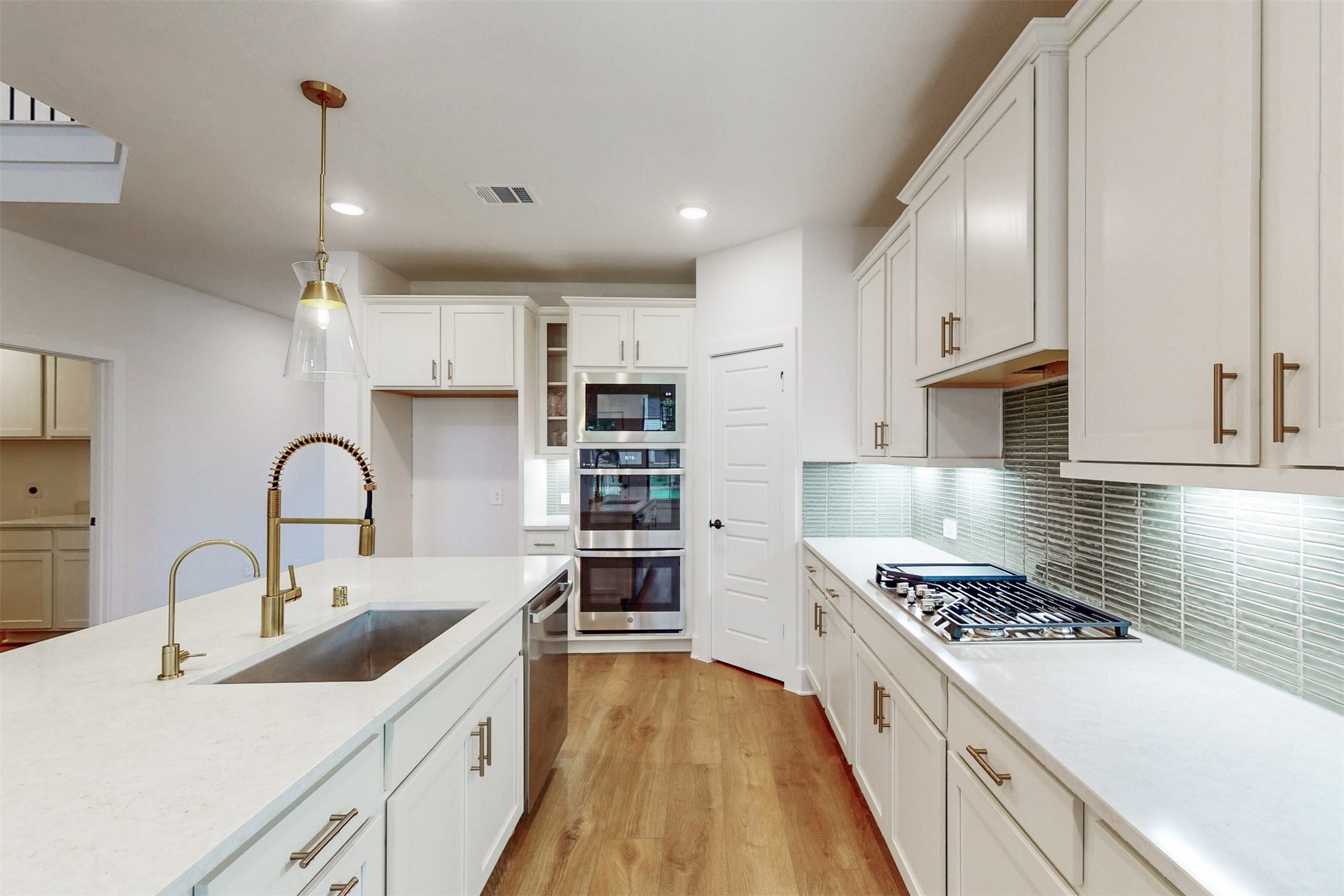 21010 Red Arbutus Court Property Photo 19