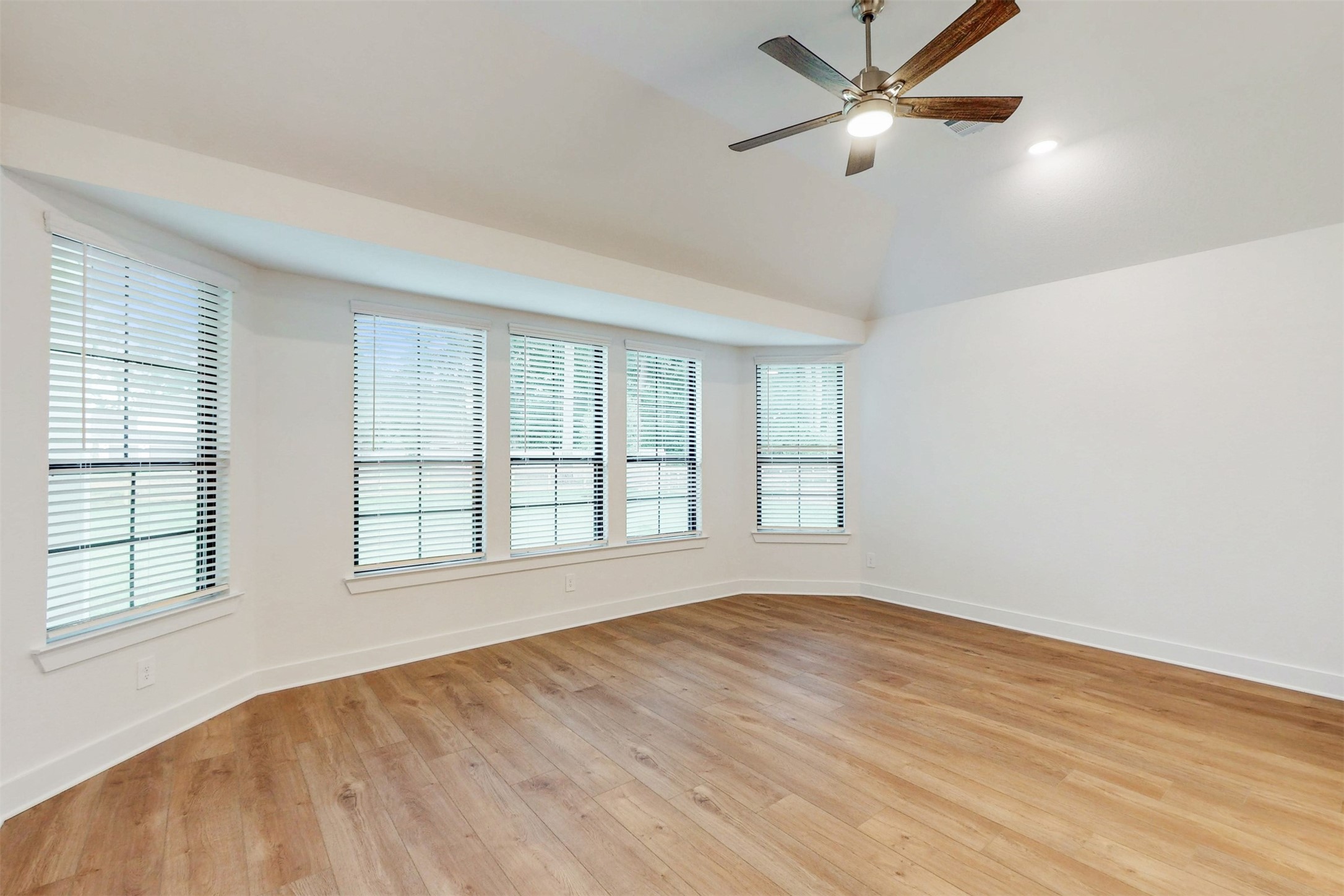 21010 Red Arbutus Court Property Photo 24