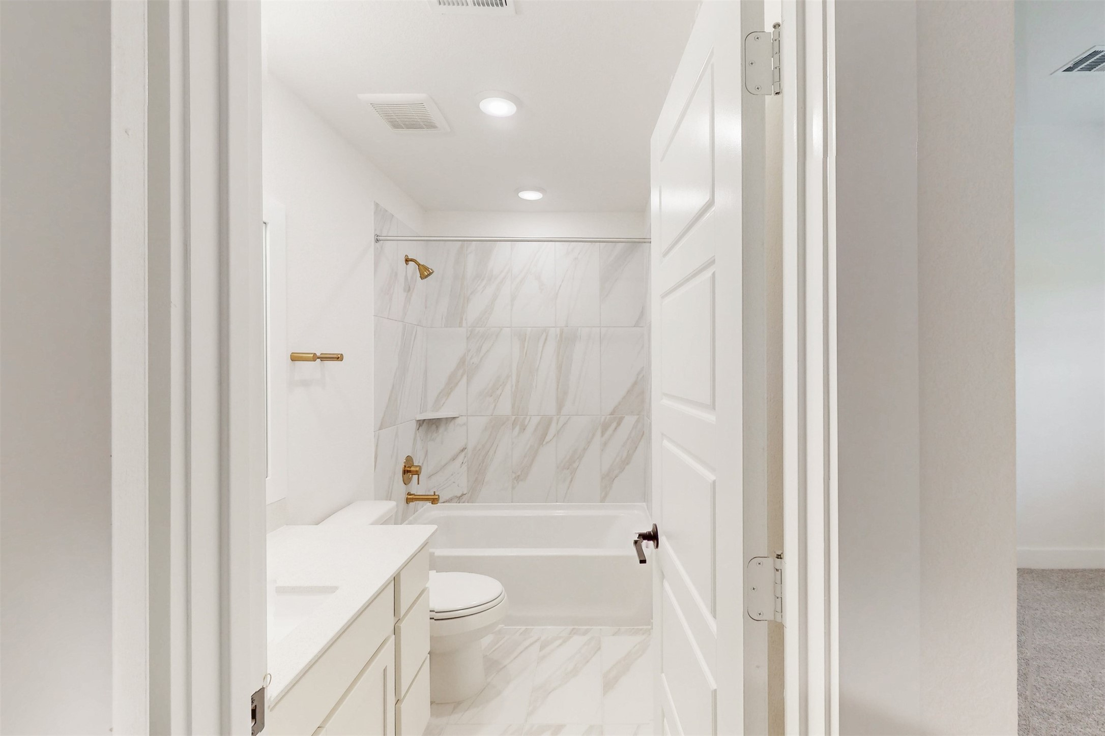 21010 Red Arbutus Court Property Photo 38