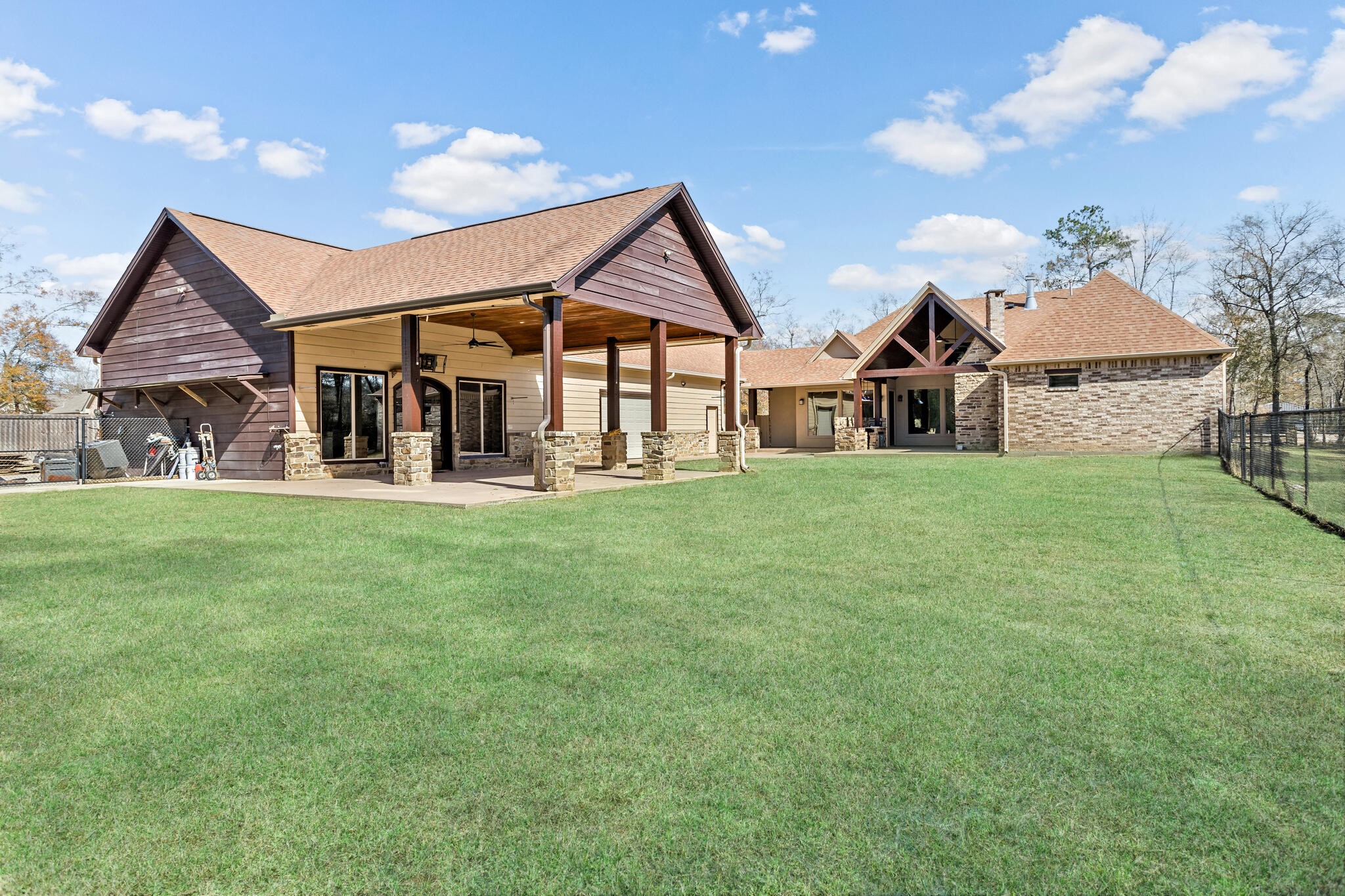 335 Talpa Trail Property Photo 32