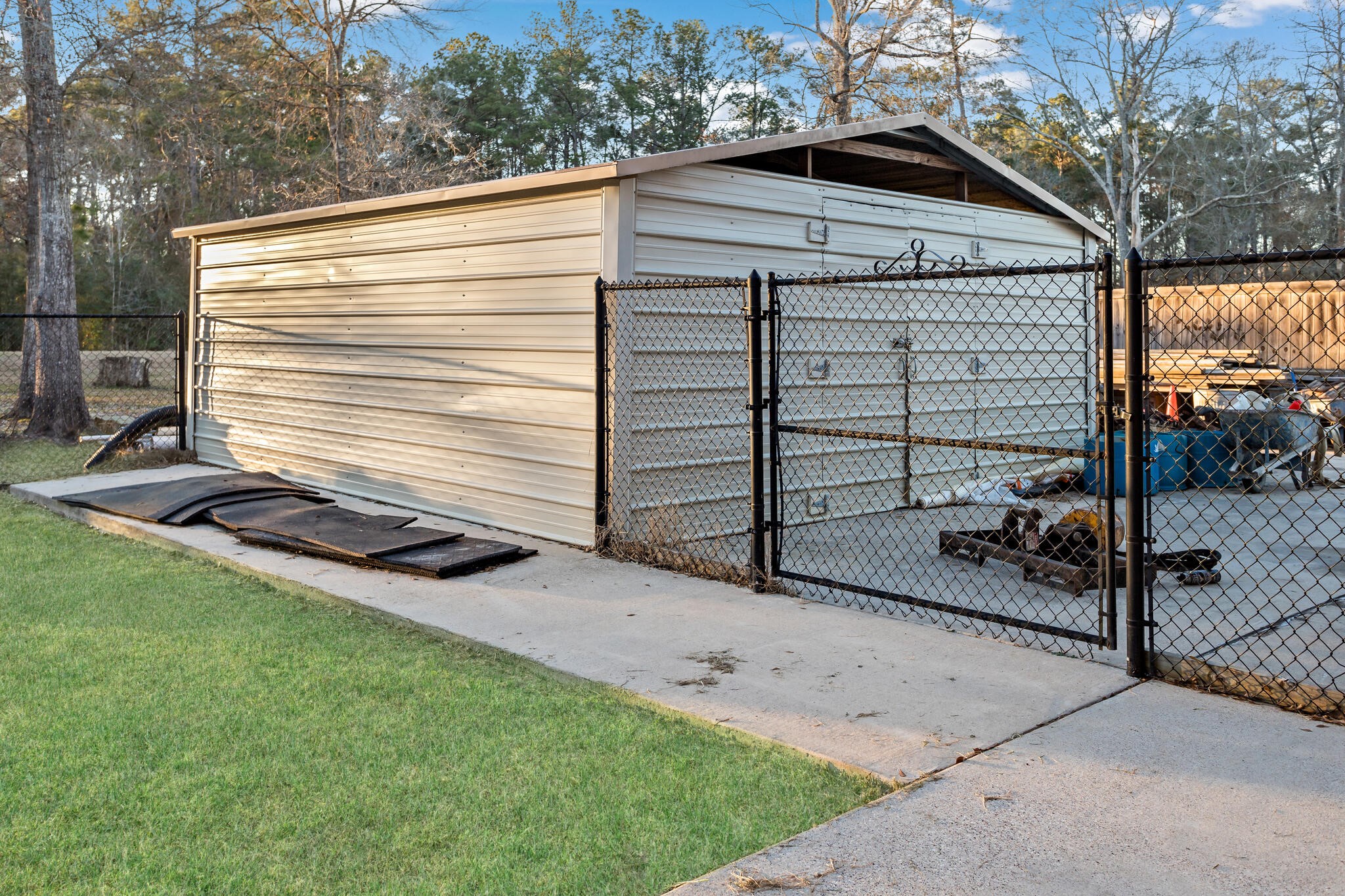 335 Talpa Trail Property Photo 40