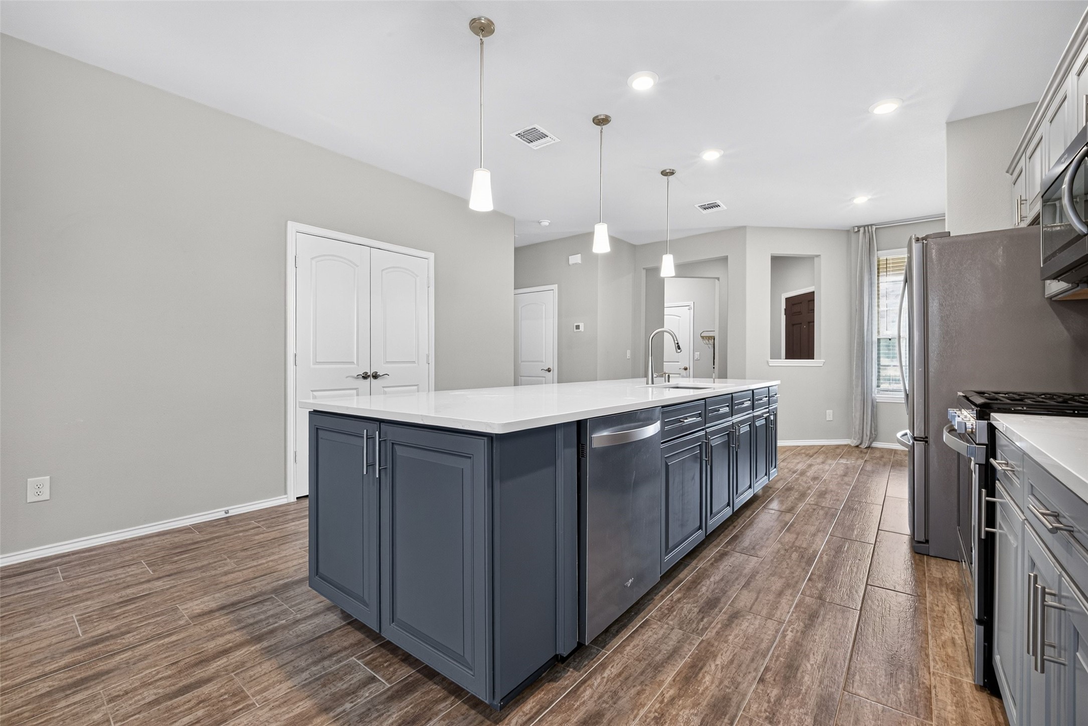 234 Flaxen Chestnut Property Photo 9