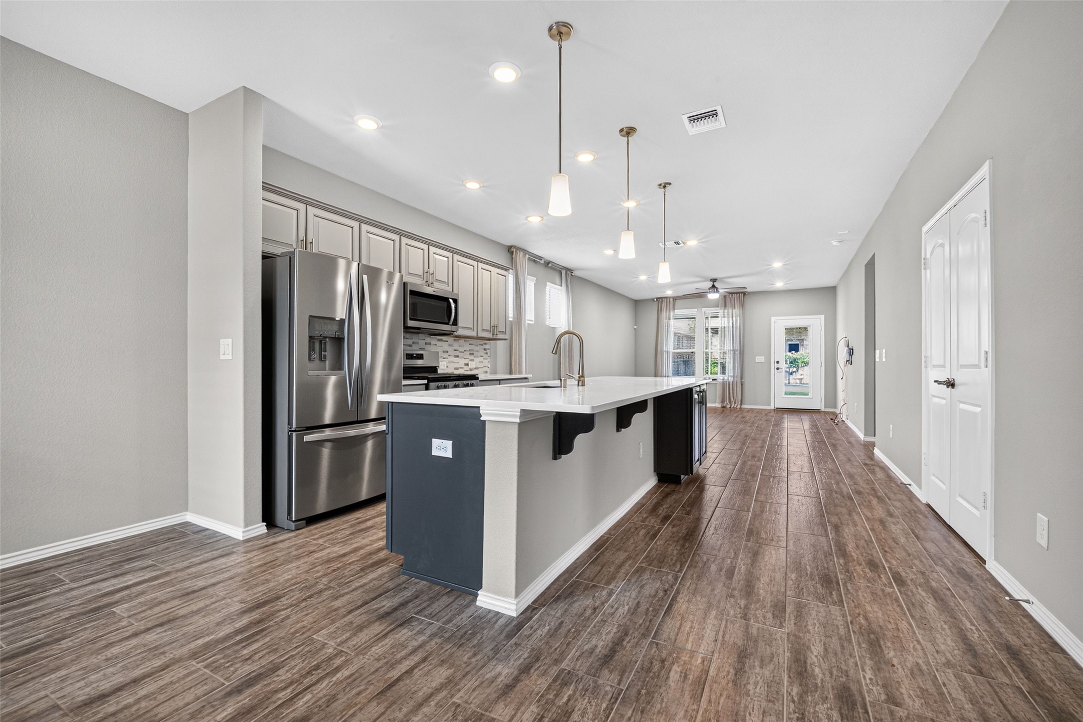 234 Flaxen Chestnut Property Photo 10