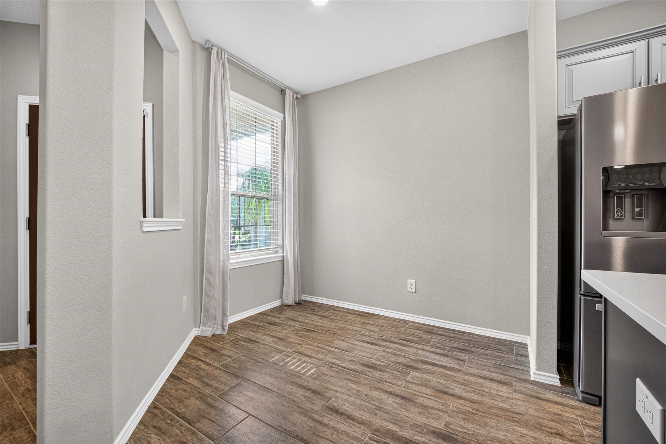 234 Flaxen Chestnut Property Photo 12