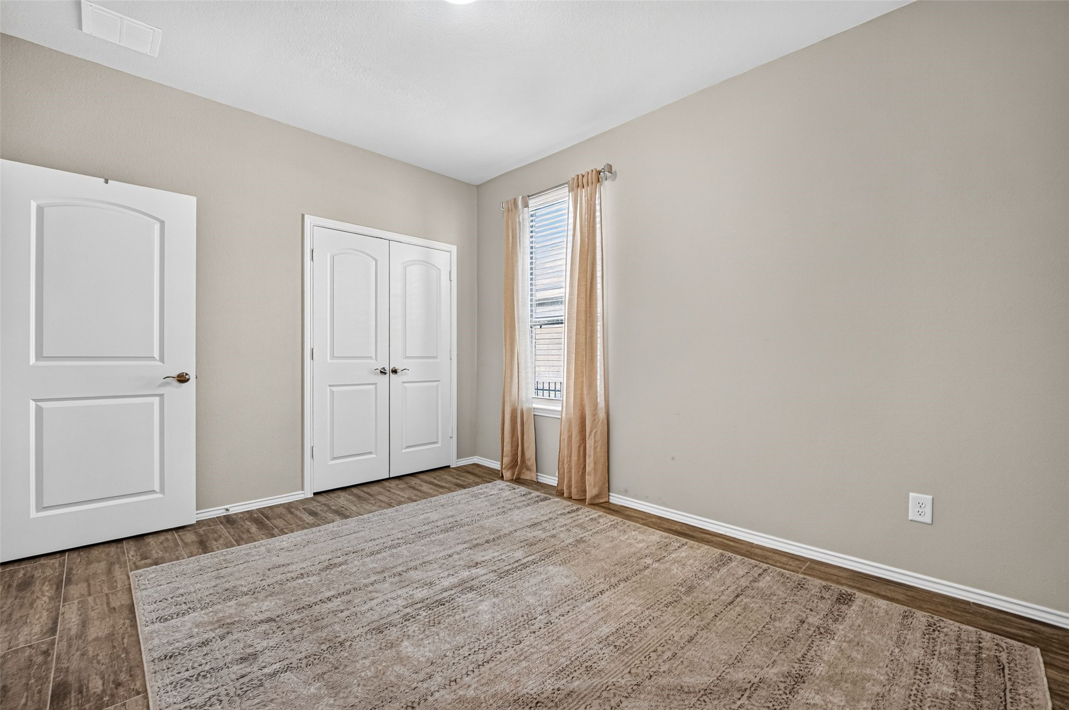 234 Flaxen Chestnut Property Photo 23