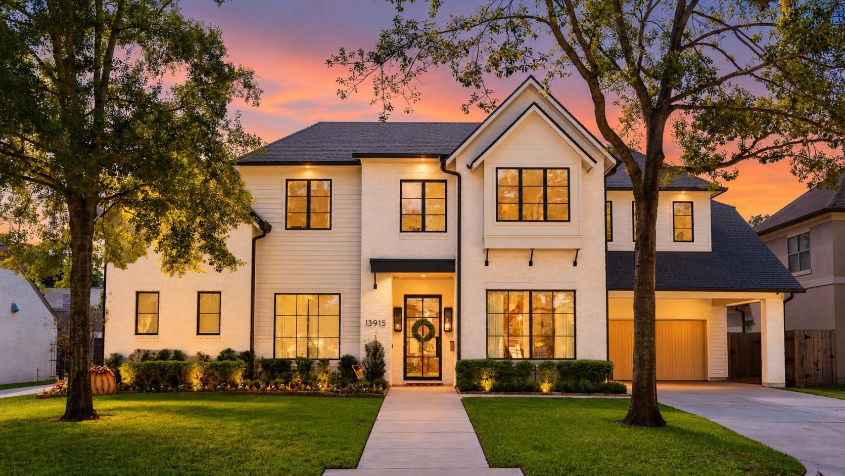 13915 Queensbury Lane, Houston TX 77079 Property Photo 1
