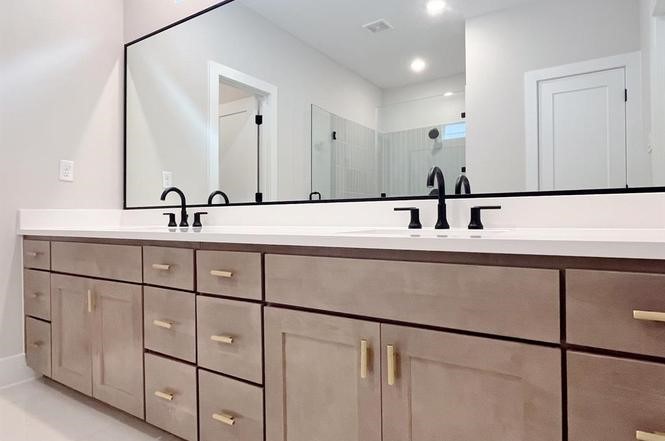 1806 Line Street Property Photo 16